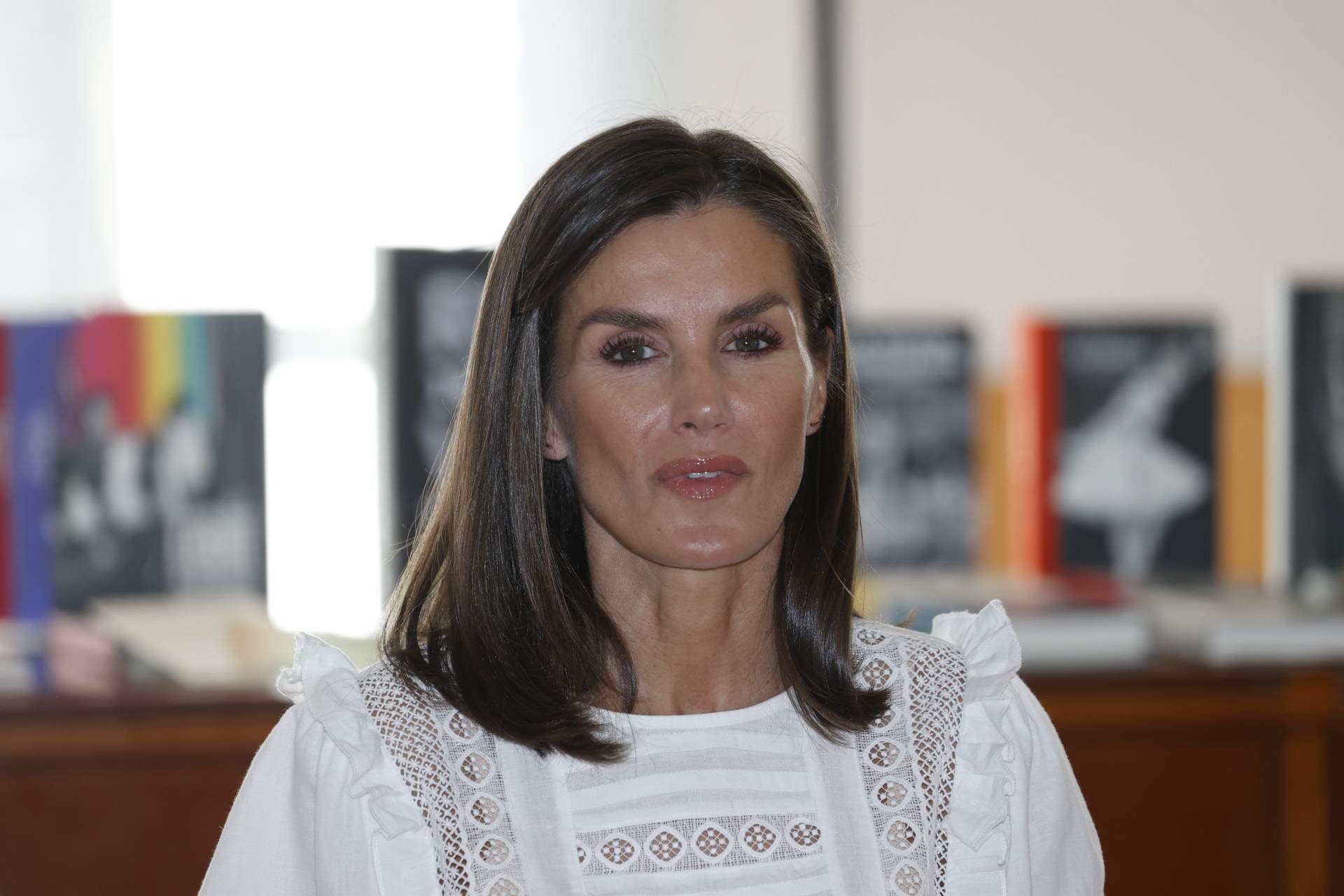 Letícia desapareix de les revistes i confessa en privat el que nega en públic: marxa