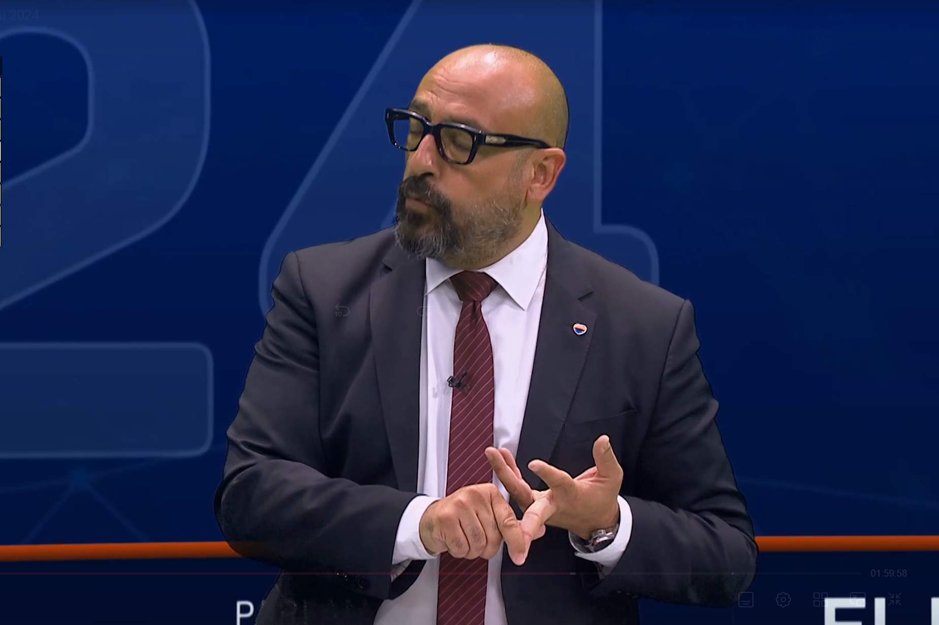 Jordi Cañas enloquecido y rabioso contra Antoni Bassas: "Palurdo, huele a mierda xenófoba"