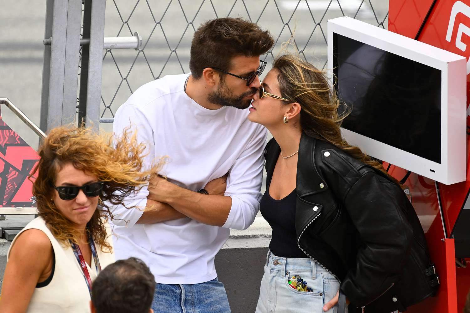 La relació de Clara Chía i Gerard Piqué va de meravella, mal de cap per a Shakira