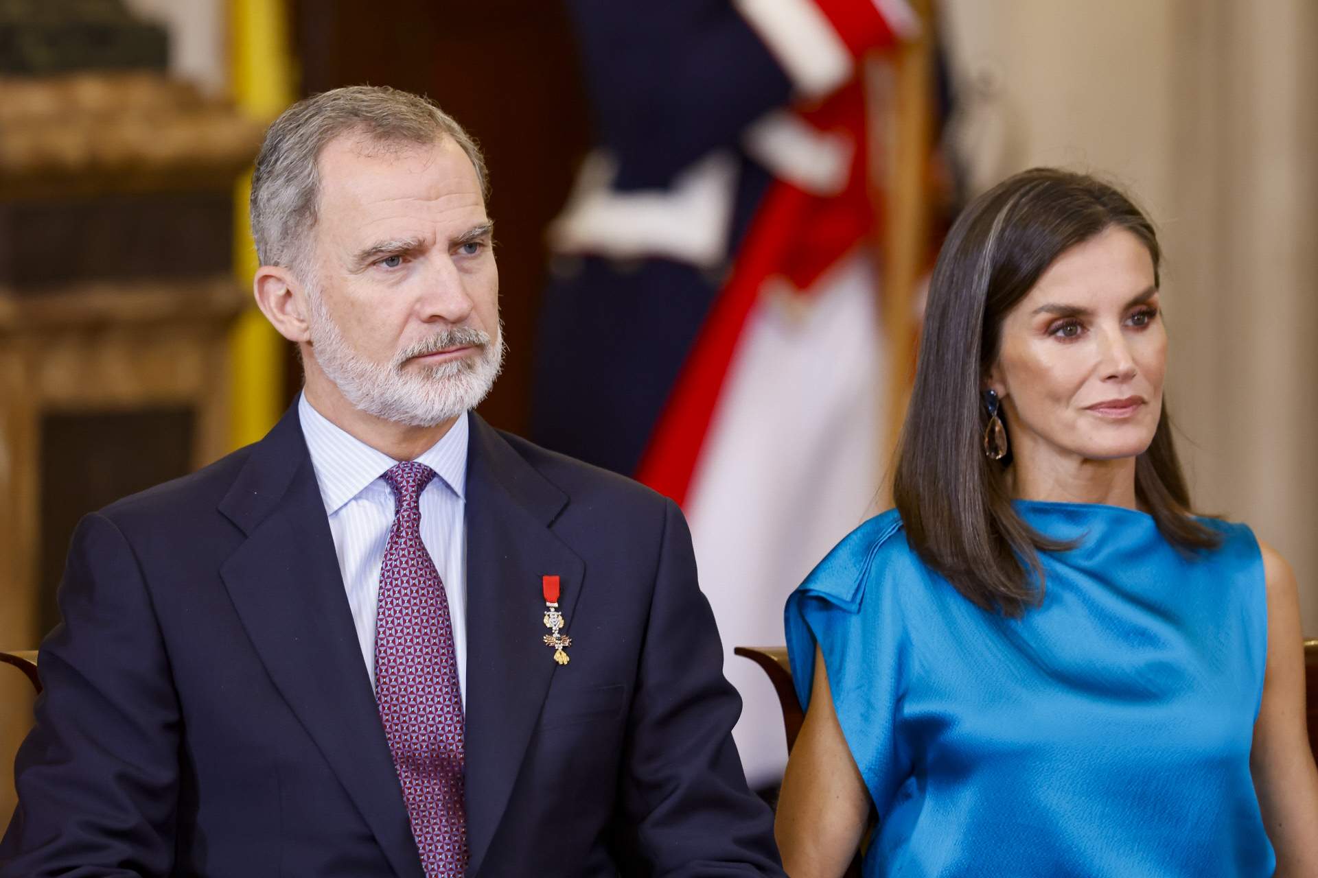 Felipe VI y Letizia han intercambiado mensajes de extrema dureza por la fotografía en familia del sábado
