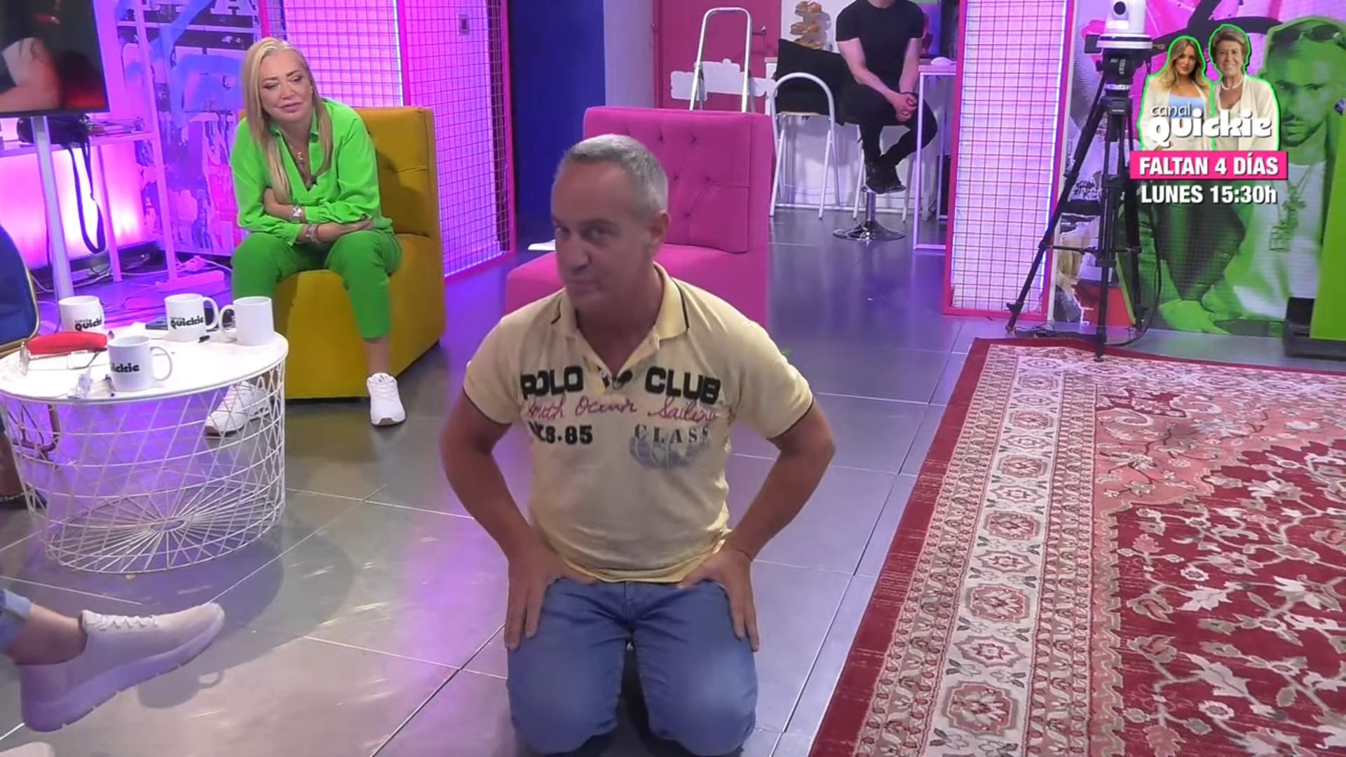 Víctor Sandoval detalla la seva nit de passió i pànic amb un cantant català VIP
