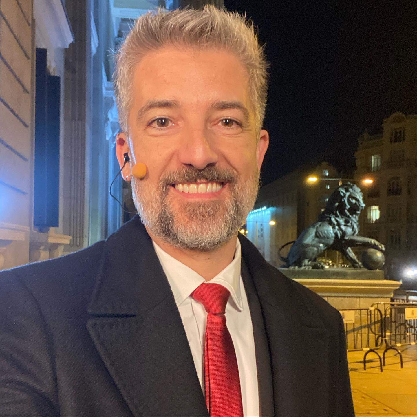 Toni Cruanyes avança la revetlla de Sant Joan, foto "una mica piripi"