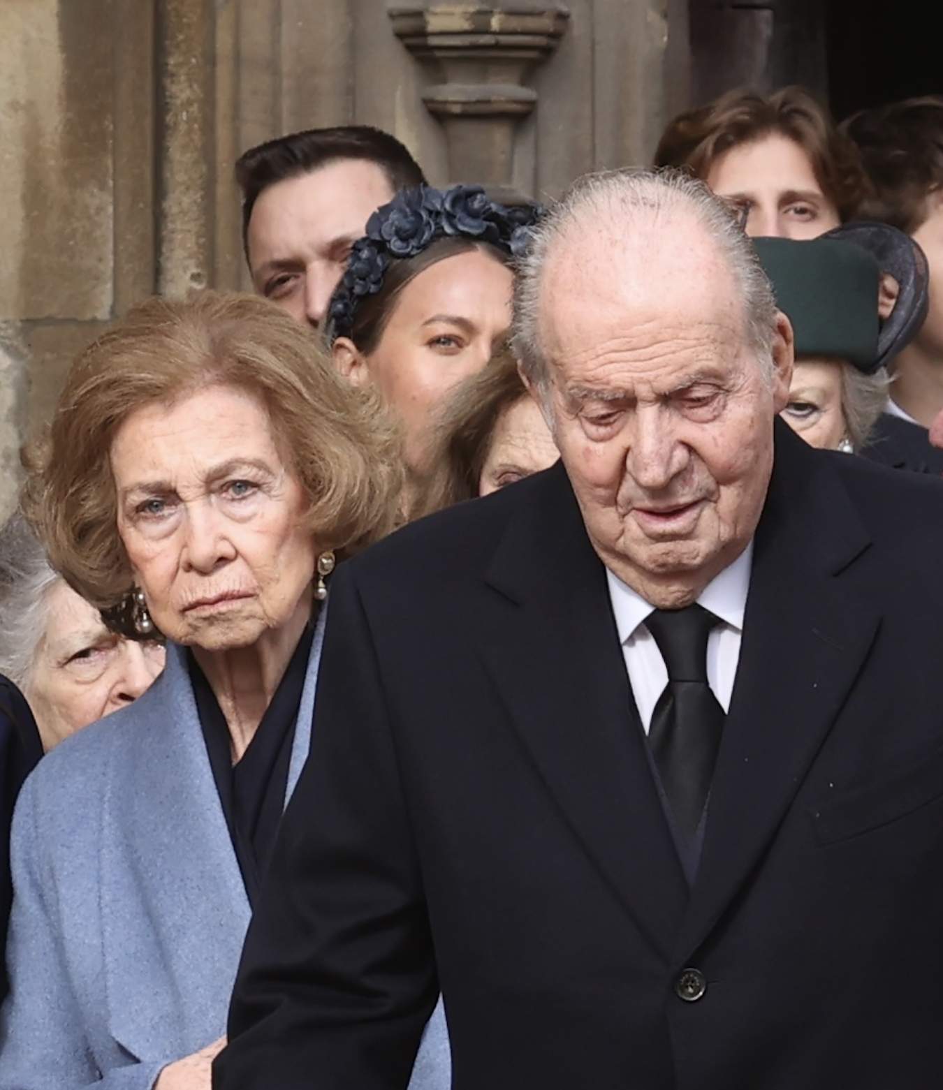 Juan Carlos I cambia Mallorca y Marivent por el paraíso al que viaja con su amante, el cabo Cabello y Mochi
