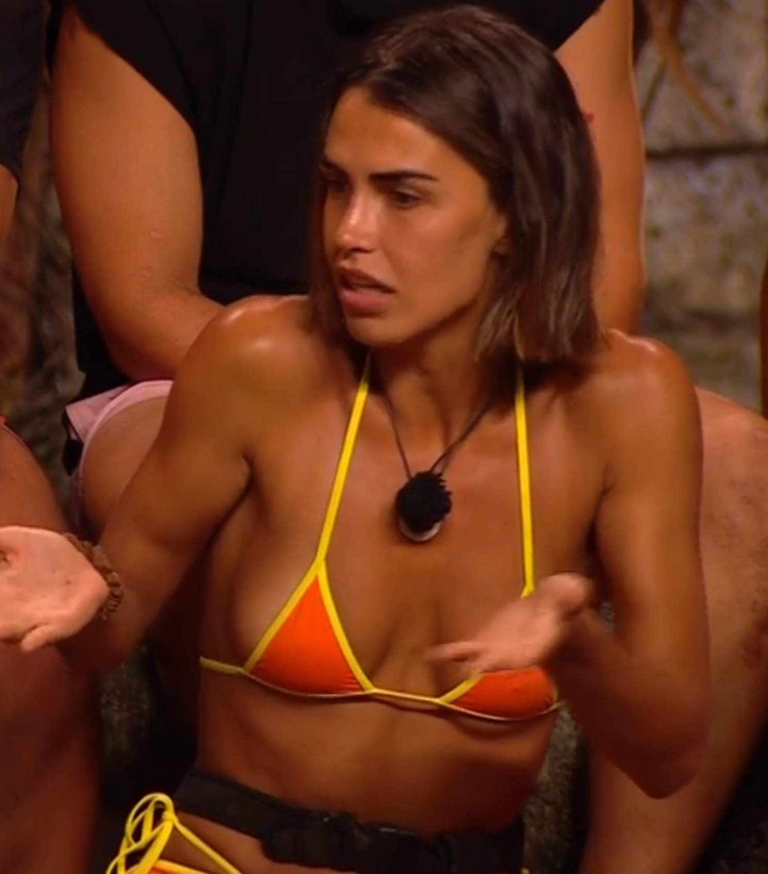 Descuido en 'Supervivientes': Sofía Suescun tiene un accidente con el bikini, Telecinco lo enseña todo