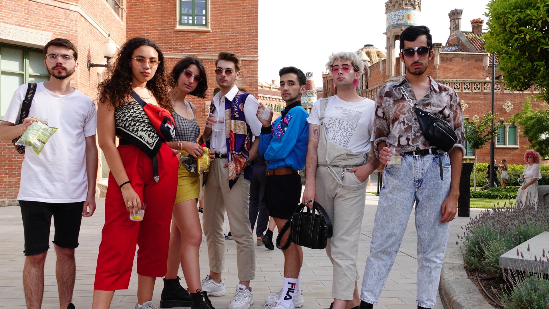 Barcelona s'omple de looks impactants per la 080