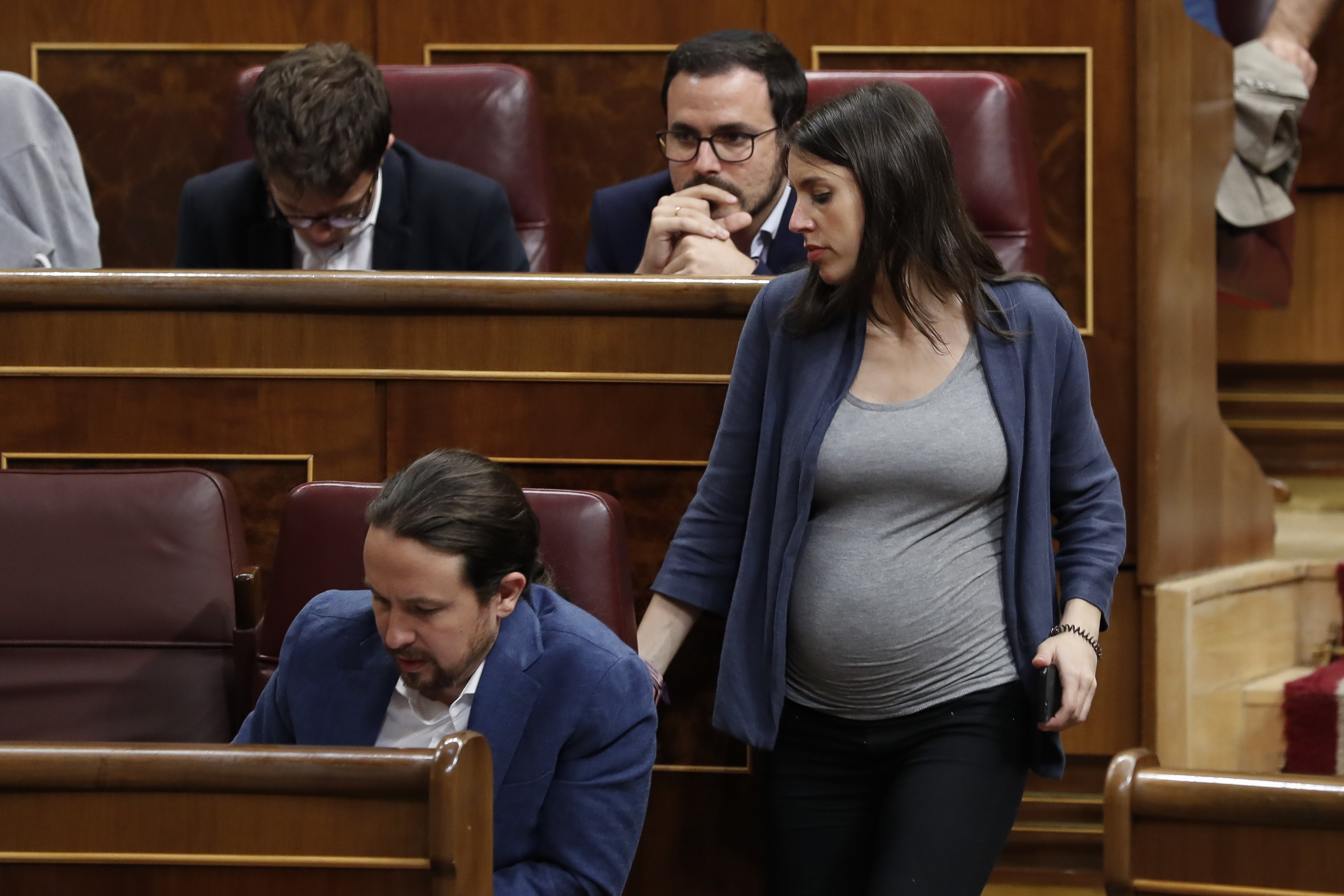 Acusen la campanya contra Iglesias i Montero de provocar el part prematur