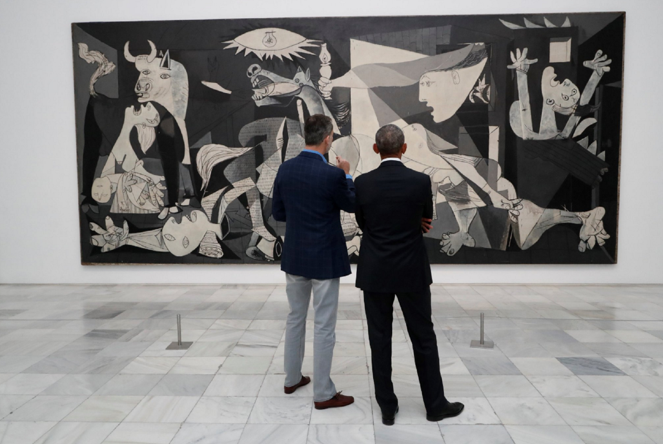 Clatellada de Rufián a Felip després d'ensenyar-li 'El Guernica' a Obama