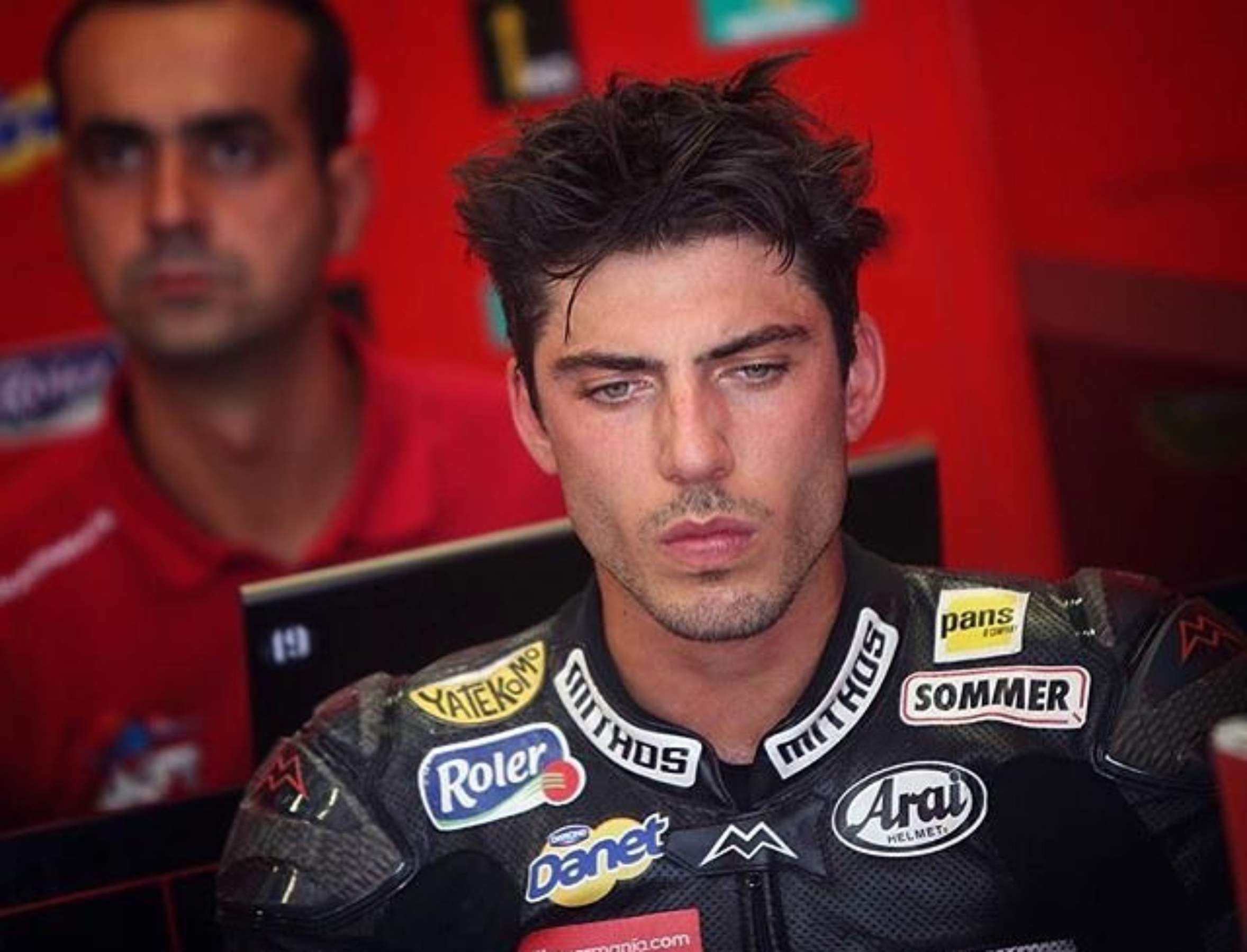Cambio brutal del hijo de Sito Pons: de promesa del motociclismo a andar descalzo por Pakistán