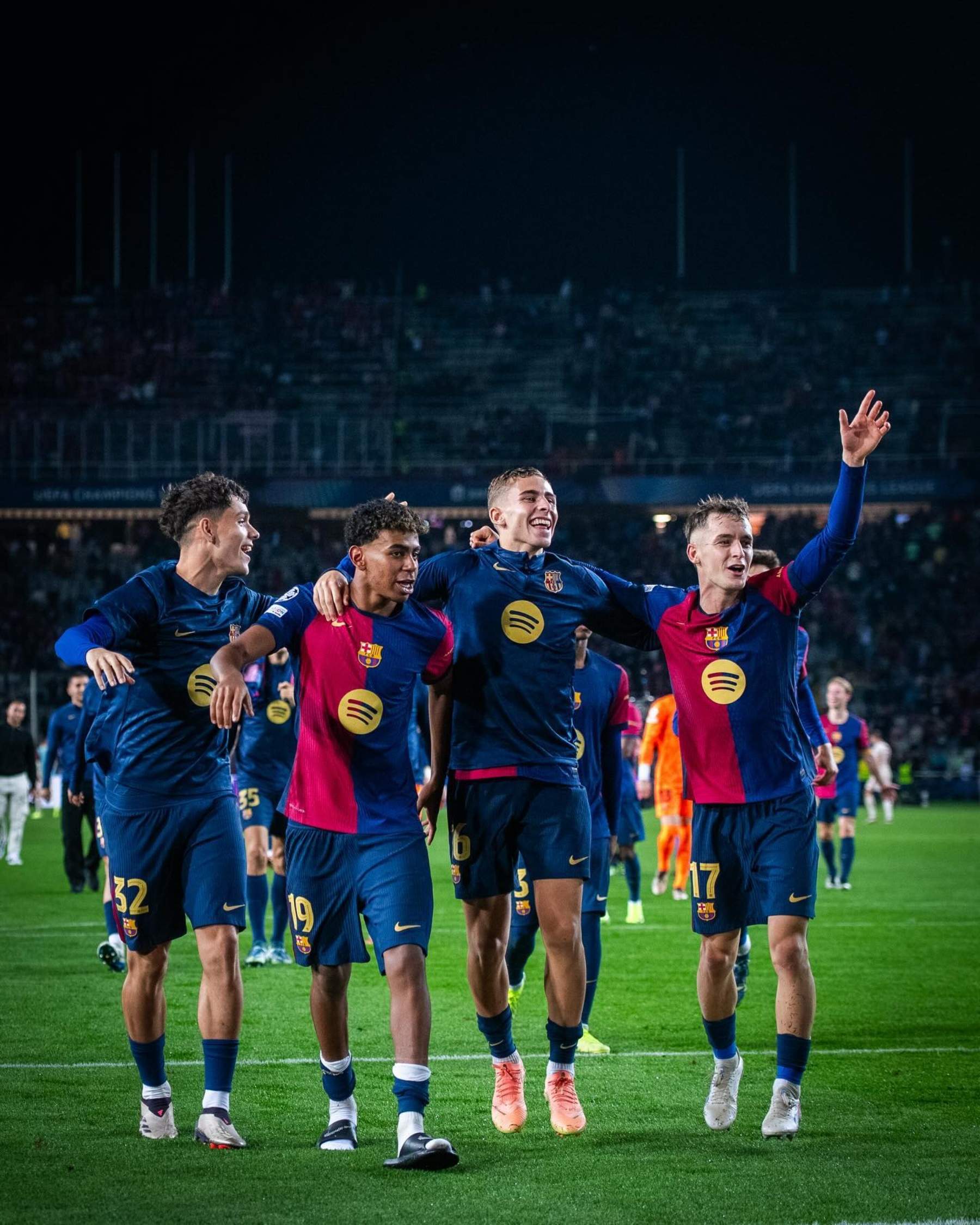 Jugador del Barça enamora amb un vídeo inèdit de petit: aparició a televisió i futbolista preferit