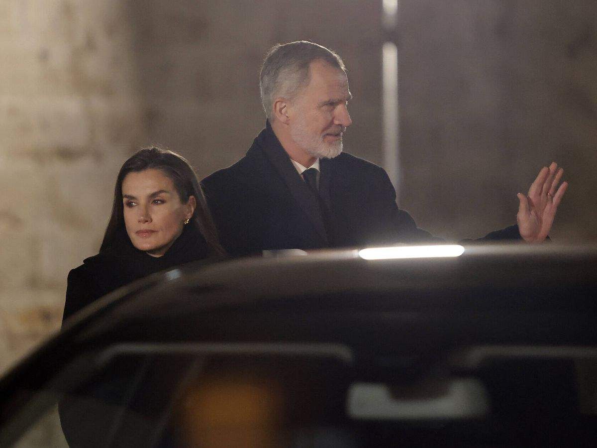 Felip VI va socórrer Letícia en un control d'alcohol i drogues de la Guàrdia Civil
