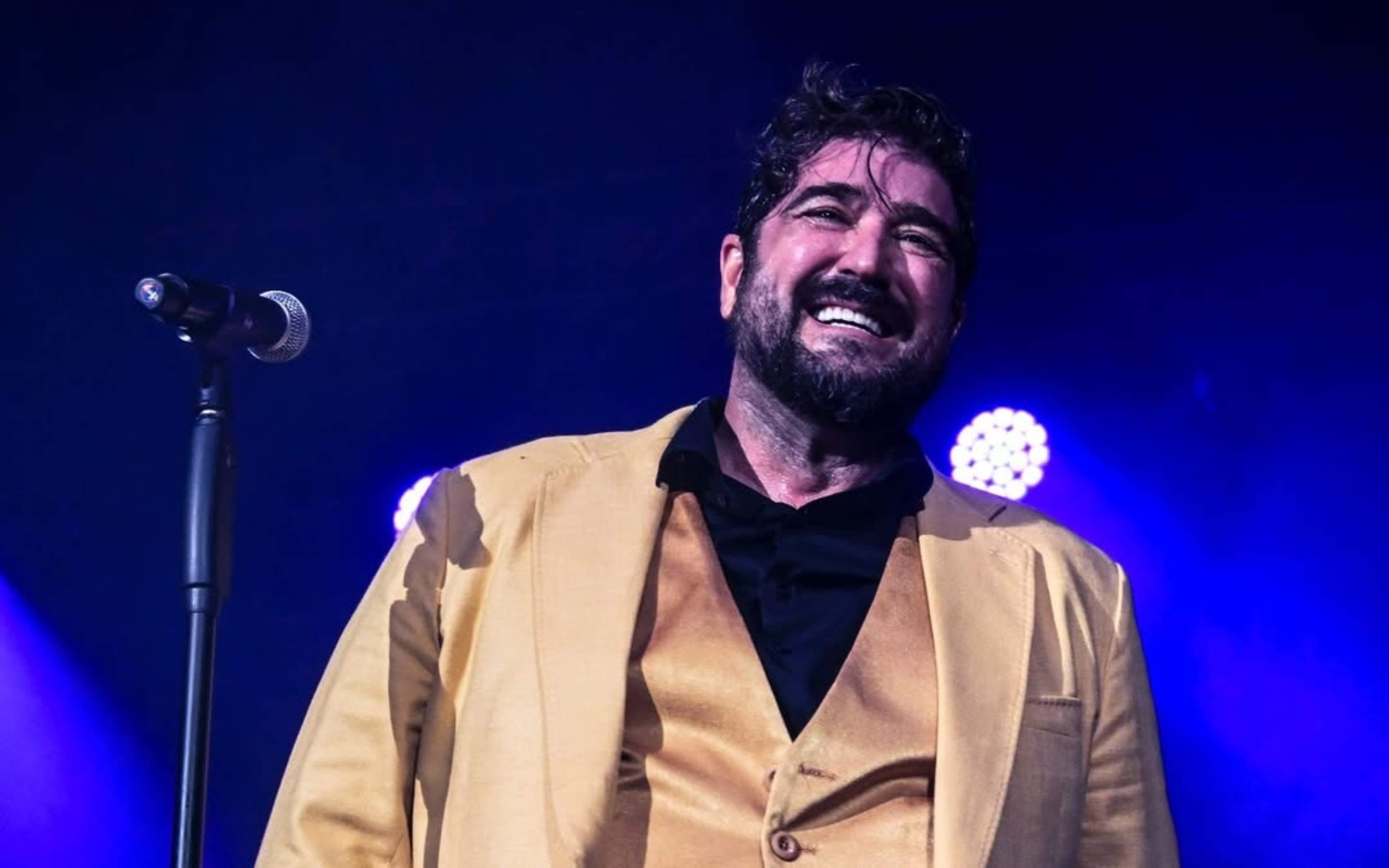 Antonio Orozco desfà la xarxa amb Antonella, la seva filla: moment molt emotiu a la platja