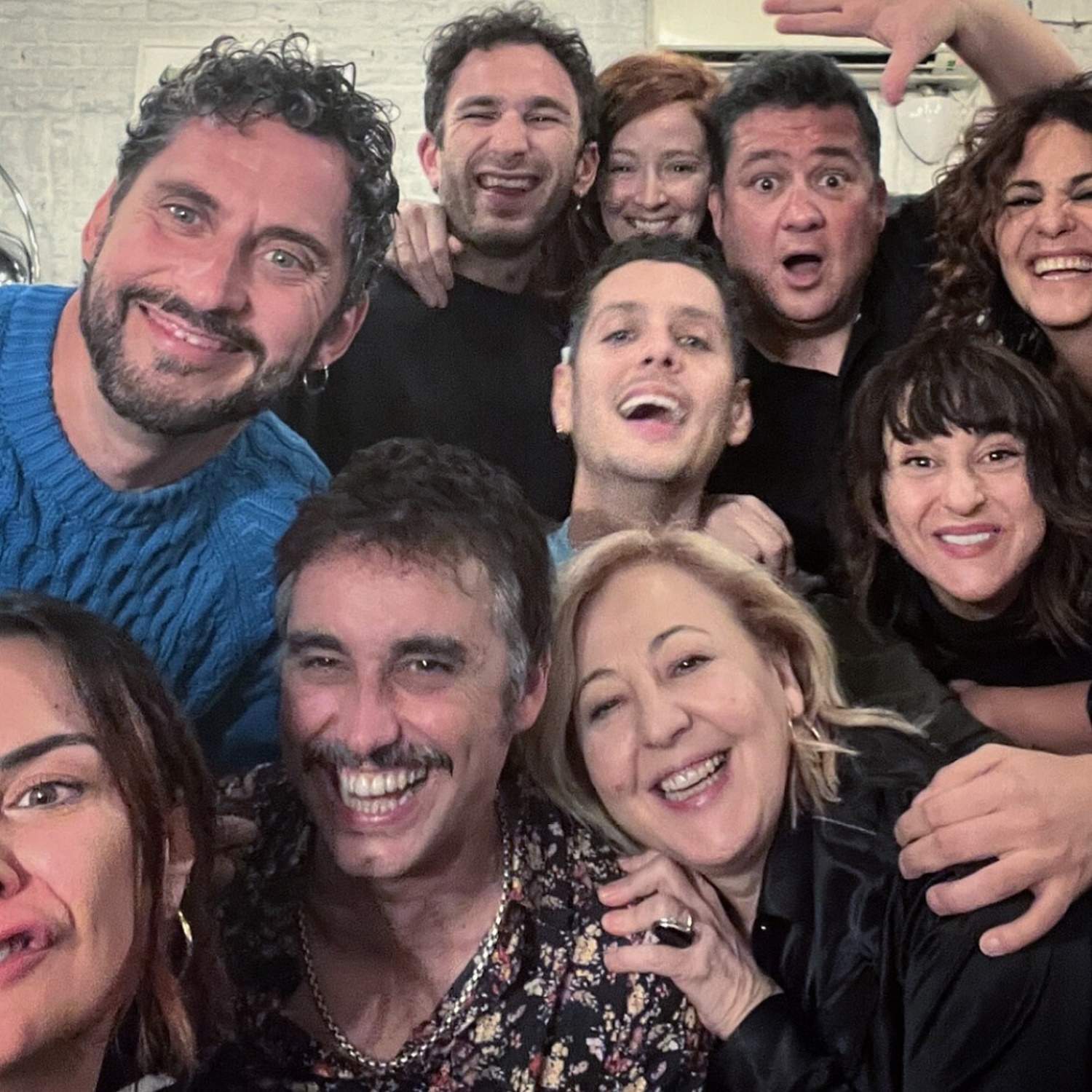 Paco León confiesa qué se veía en los 2 capítulos "secuestrados" de 'Aída', con Lluís Homar de invitado