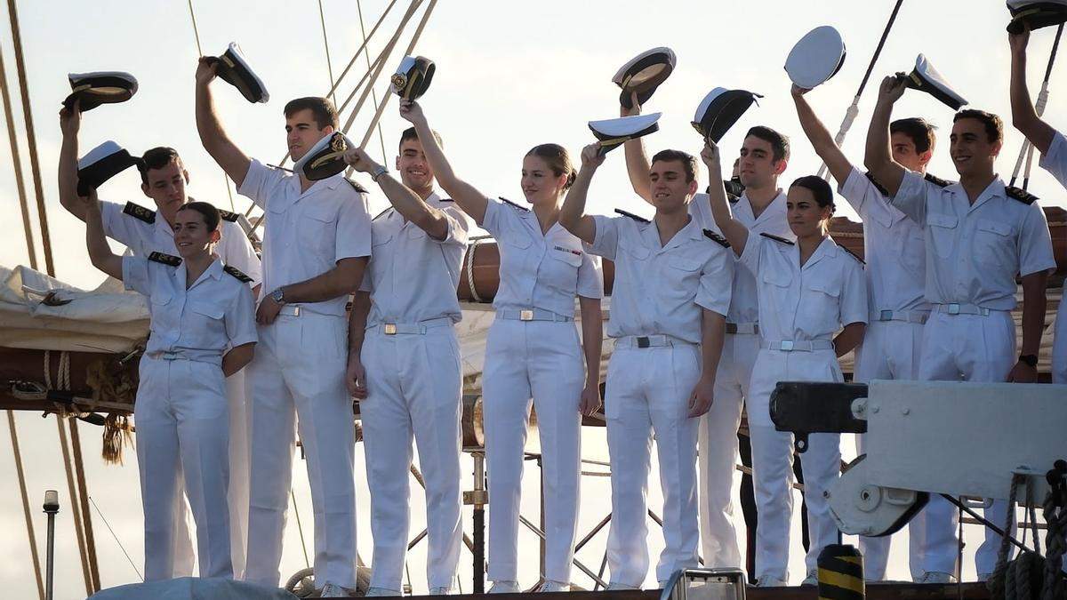 Elcano tiene una habitación privada para Leonor en la que se encierra durante horas con su nuevo ligue