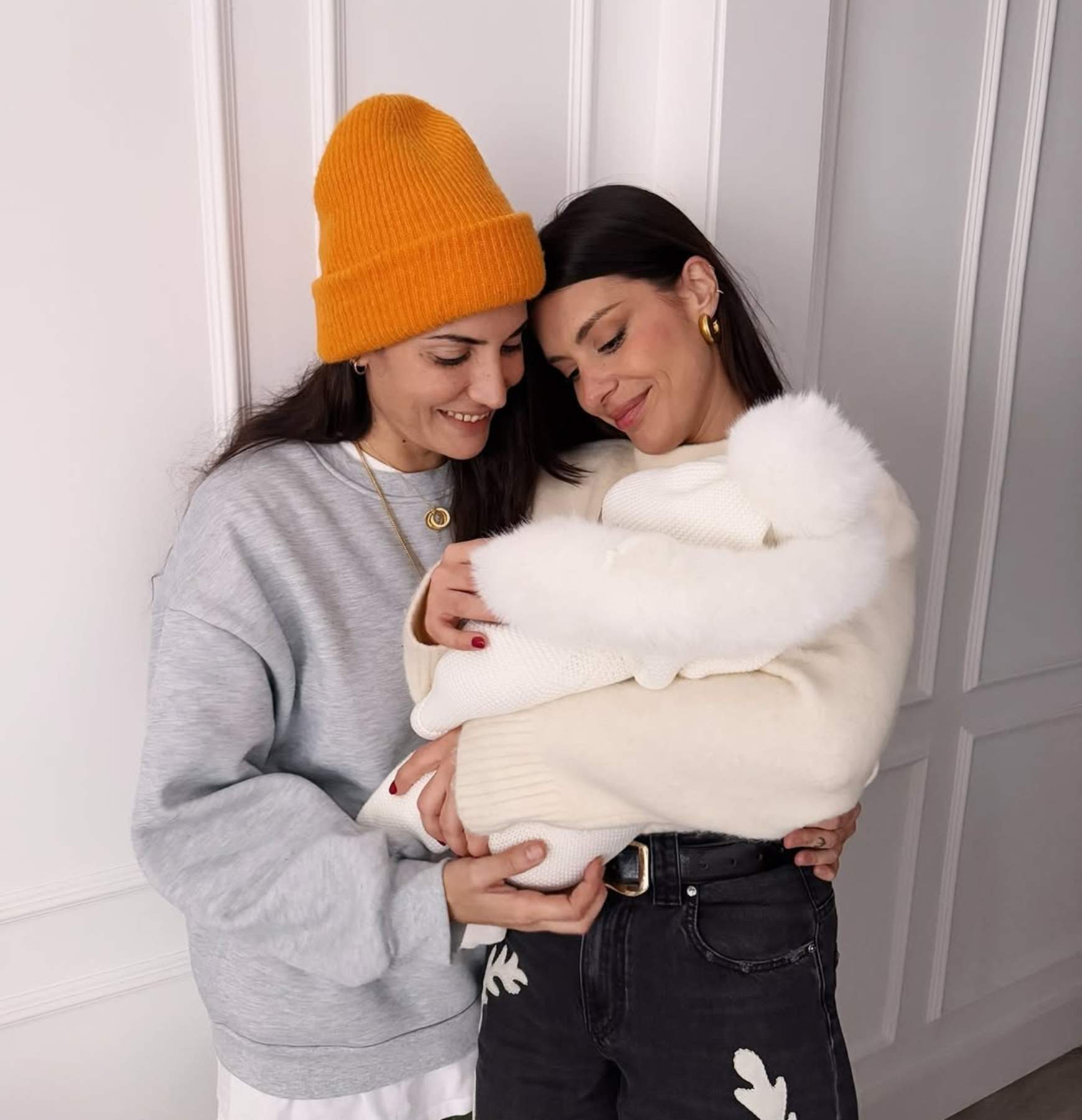 Dulceida y Alba Paúl enamoran con este look para su hija Aria, el mensaje más tierno