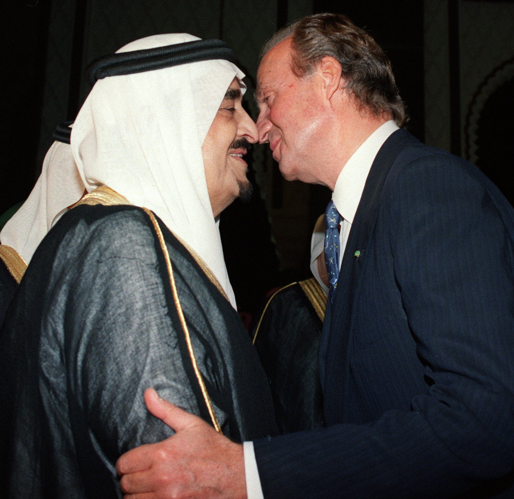 Peñafiel destrossa el rei: cobra comissió per cada barril de petroli saudita