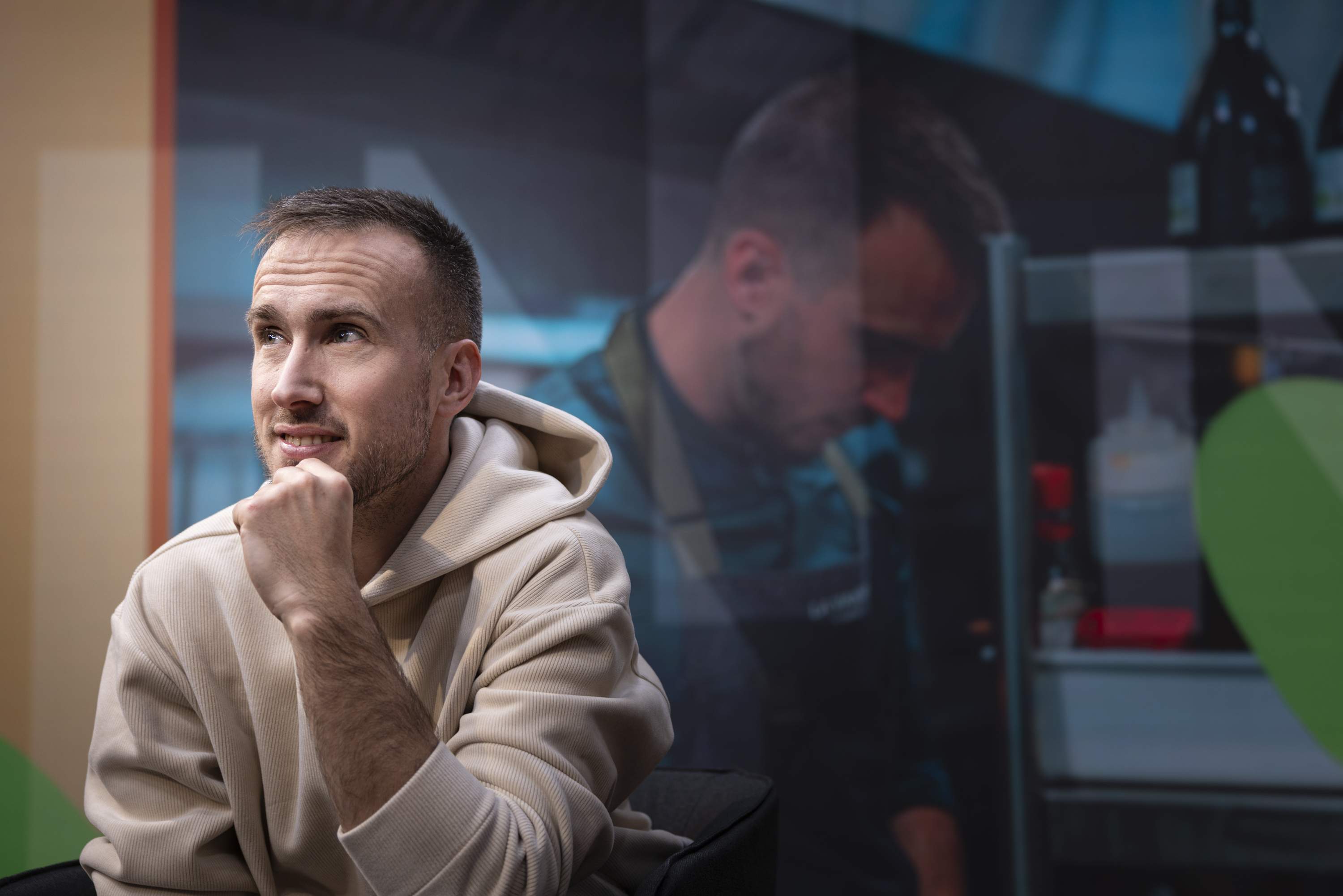 Arnau París responde la pregunta más esperada e incómoda sobre 'Joc de Cartes': "¿Qué tal fue el casting?"