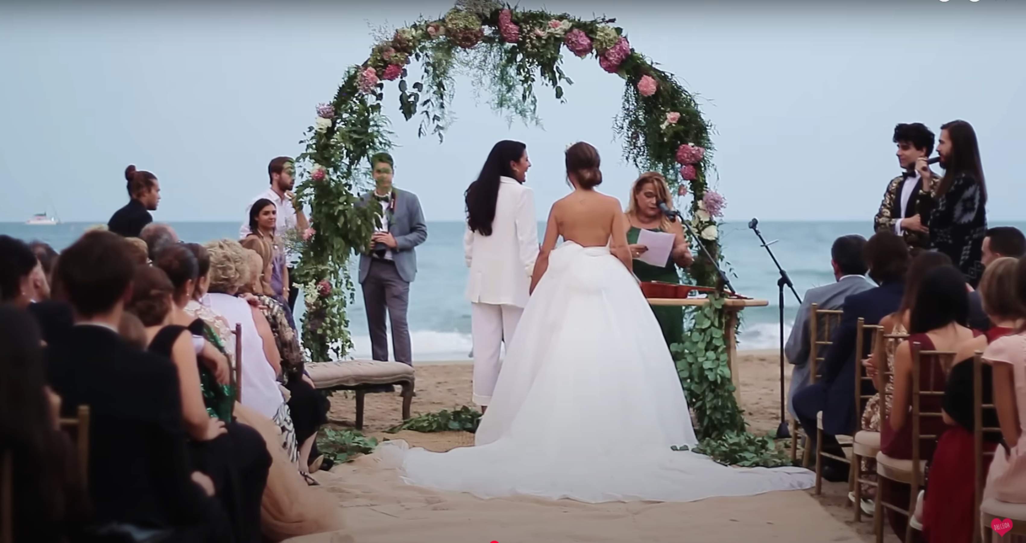 Dulceida revela los primeros detalles de la celebración del 10.º aniversario de bodas con Alba Paúl: "Nervios"