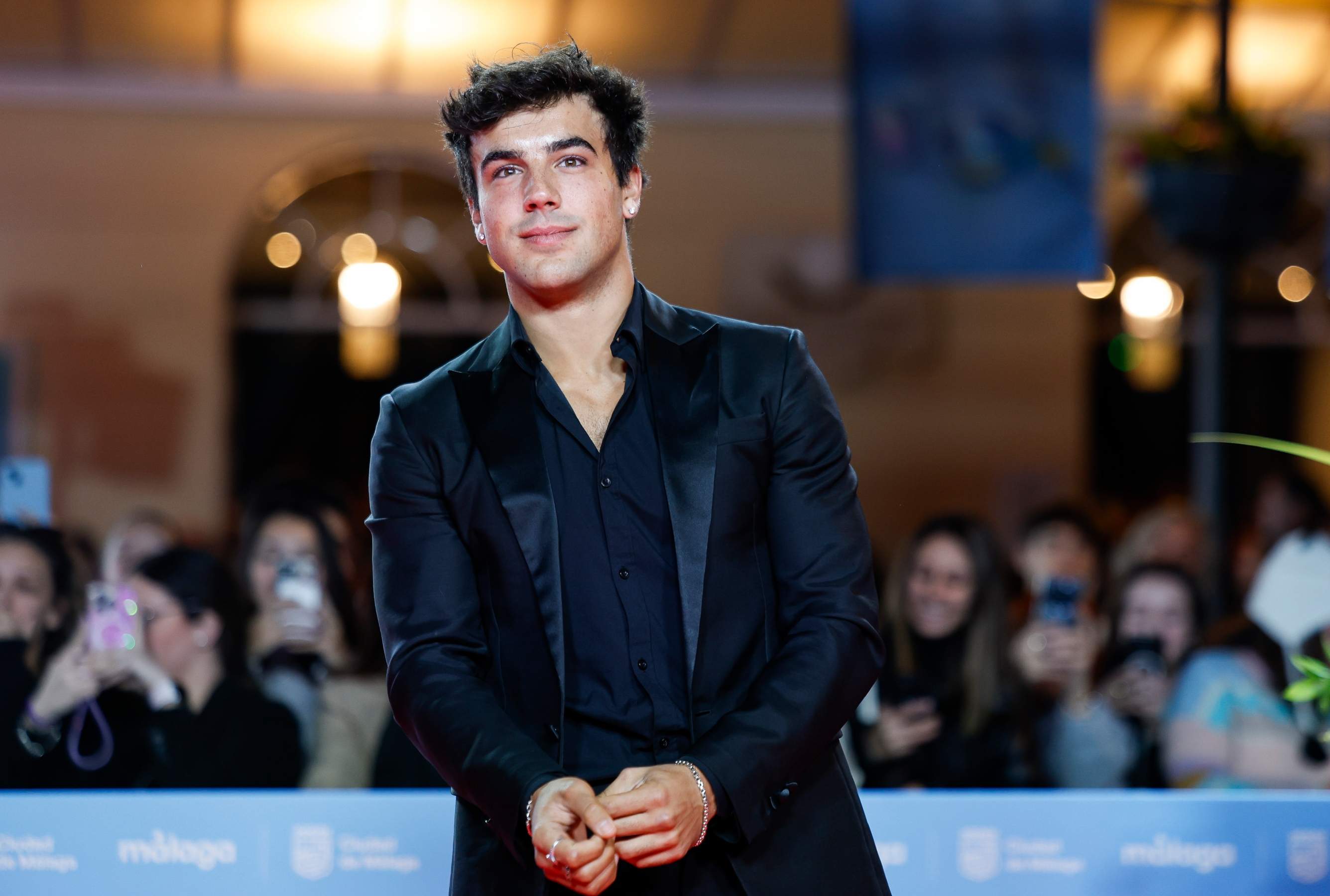Óscar Casas, más enamorado que nunca de Ana Mena: el gesto de amor que derrite a los fans, imágenes juntos