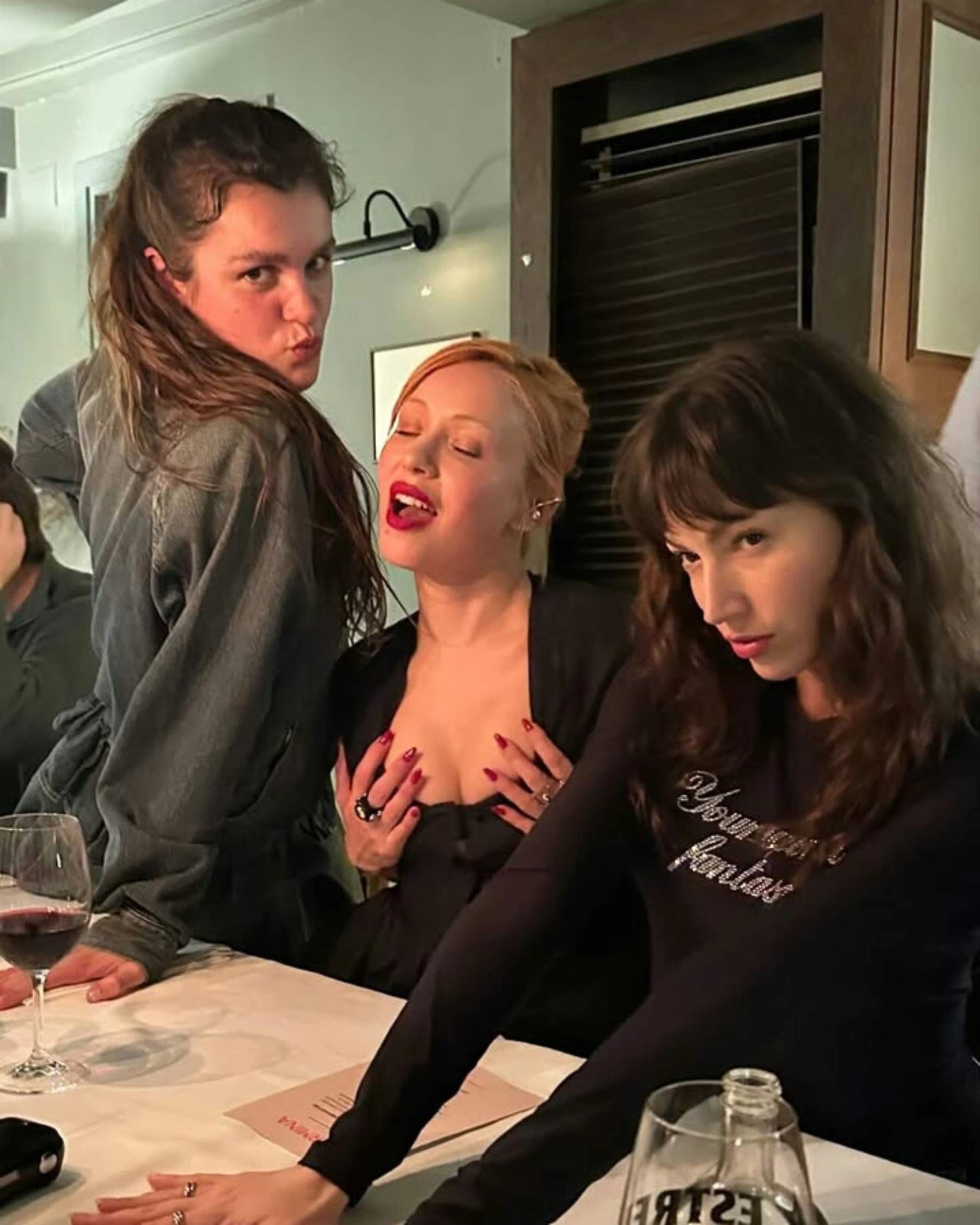 Úrsula Corberó i Amaia incendien la xarxa, juntes en aquest restaurant de Barcelona: sopar VIP