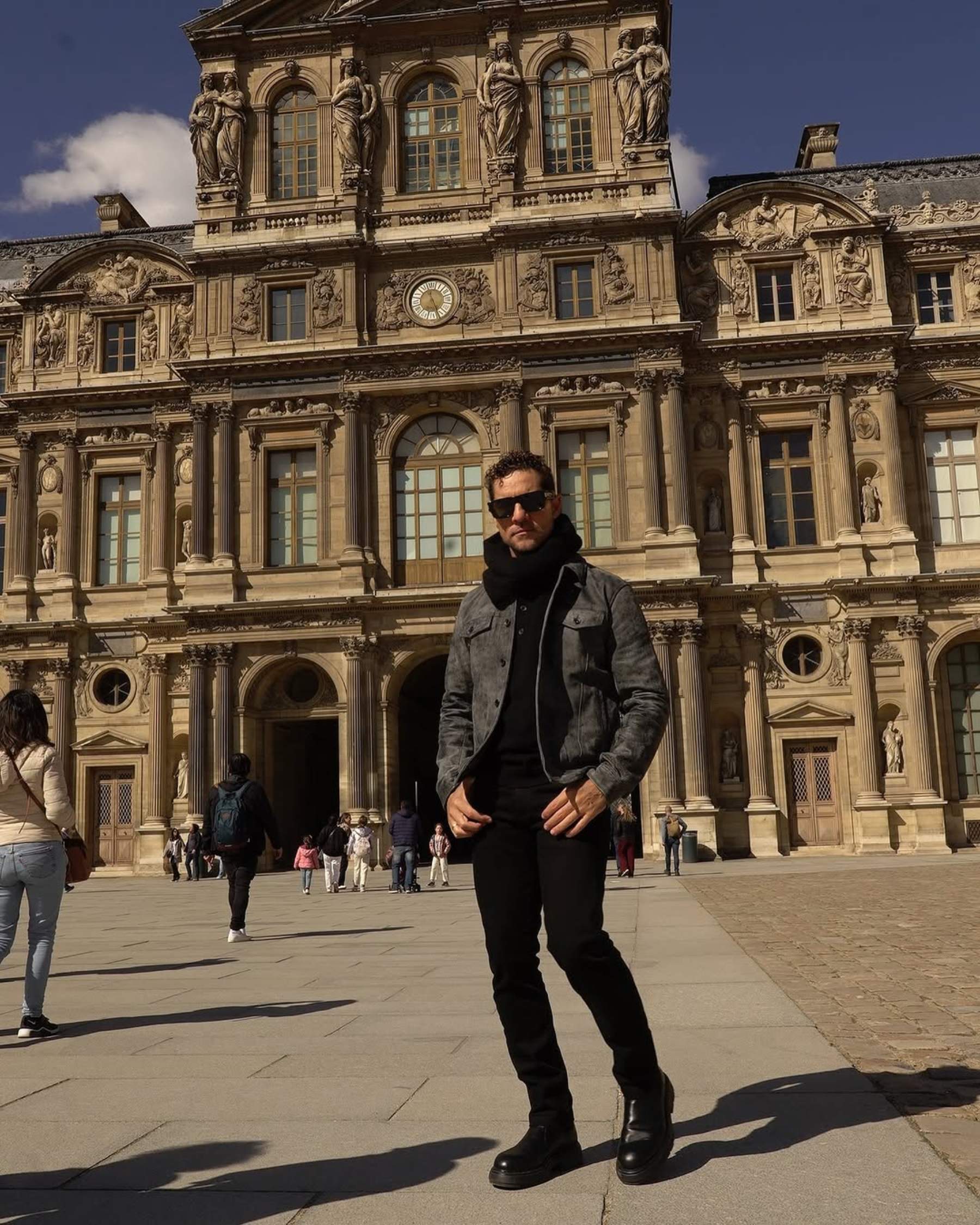 David Bisbal emociona amb Ella, la seva filla, de viatge a París: què els ha deixat sense paraules