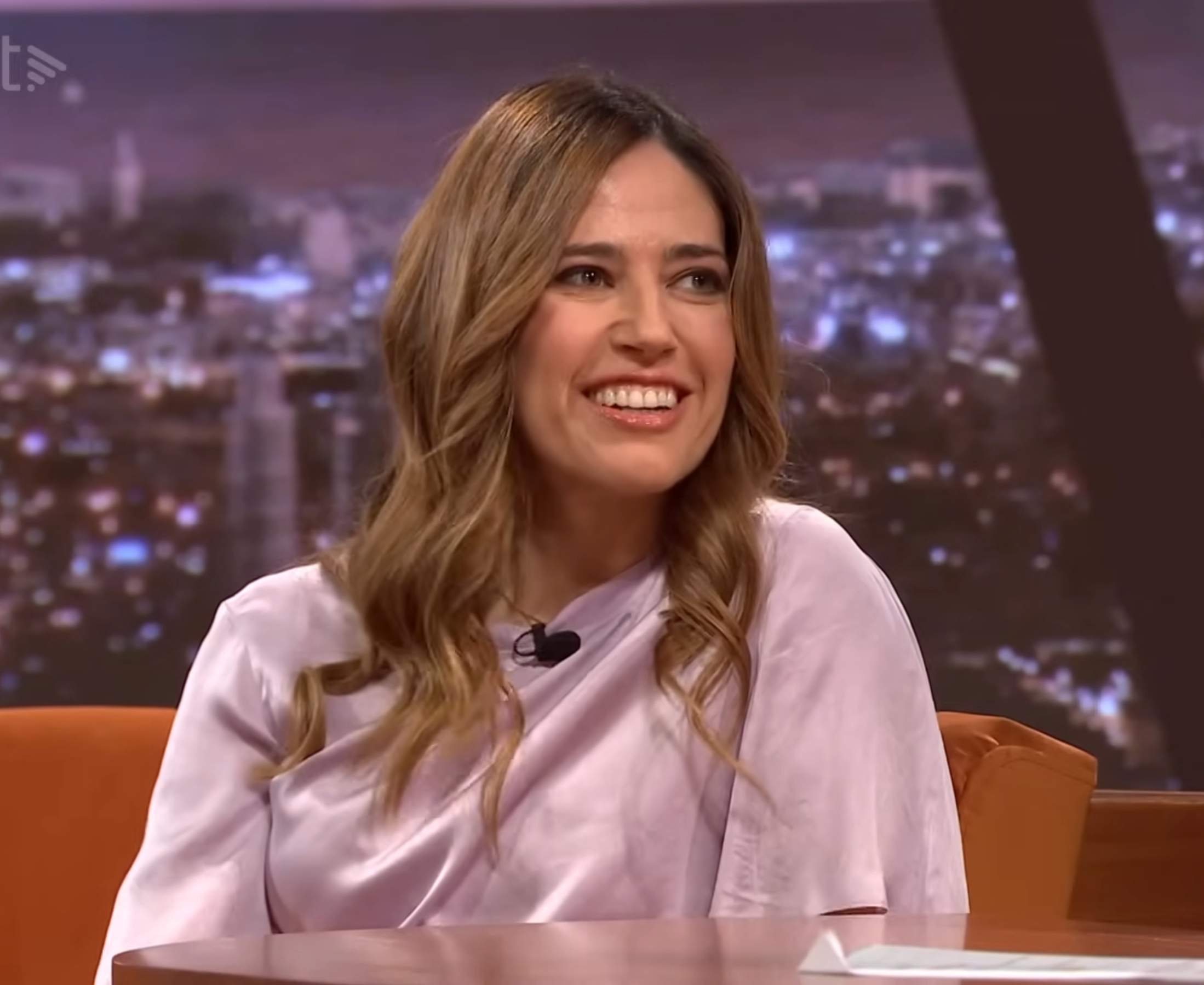 Felicitación inédita en catalán de Núria Marín a su hermana Blanca: el selfie de las hermanas