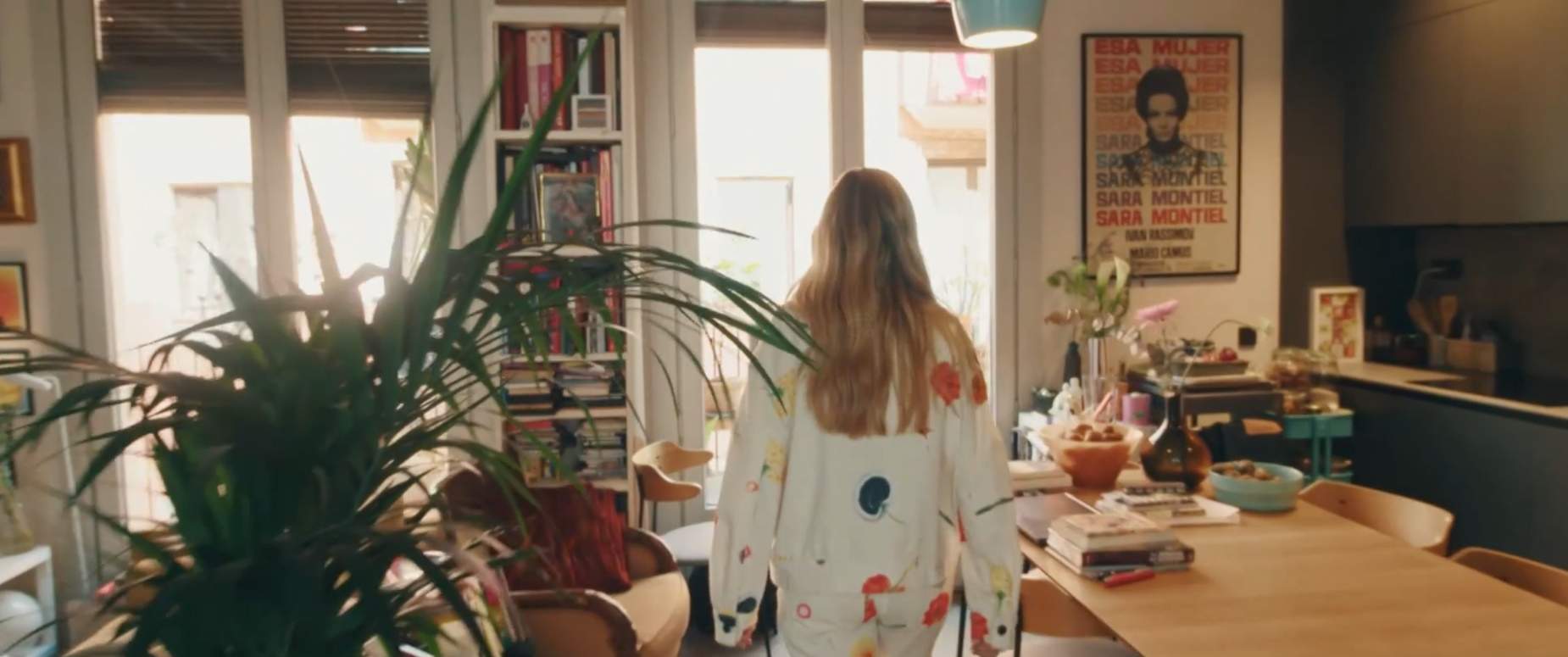 Un presentador de TV3 mostra el pis on viu amb el marit al Born: 2 mil euros de lloguer