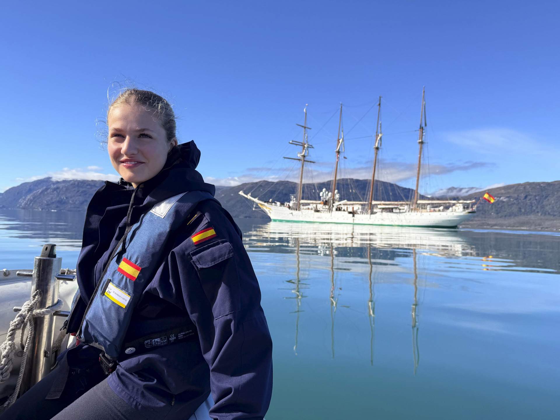 Estupor con Leonor, imágenes nunca vistas en el barco: qué canta con los compañeros como si le fuera la vida