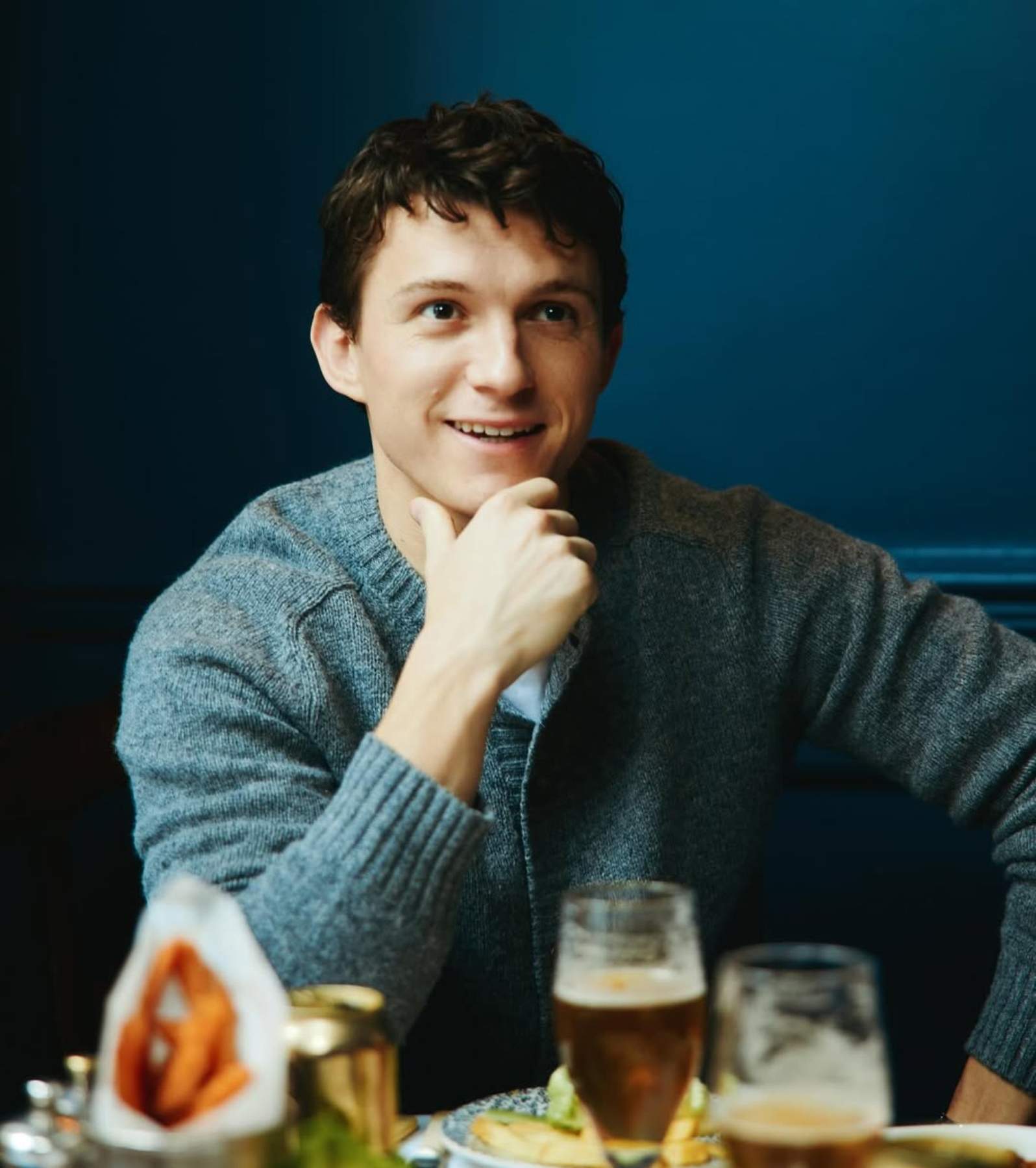Tom Holland visita Barcelona per sorpresa: els tres acompanyants VIP i un motiu bomba