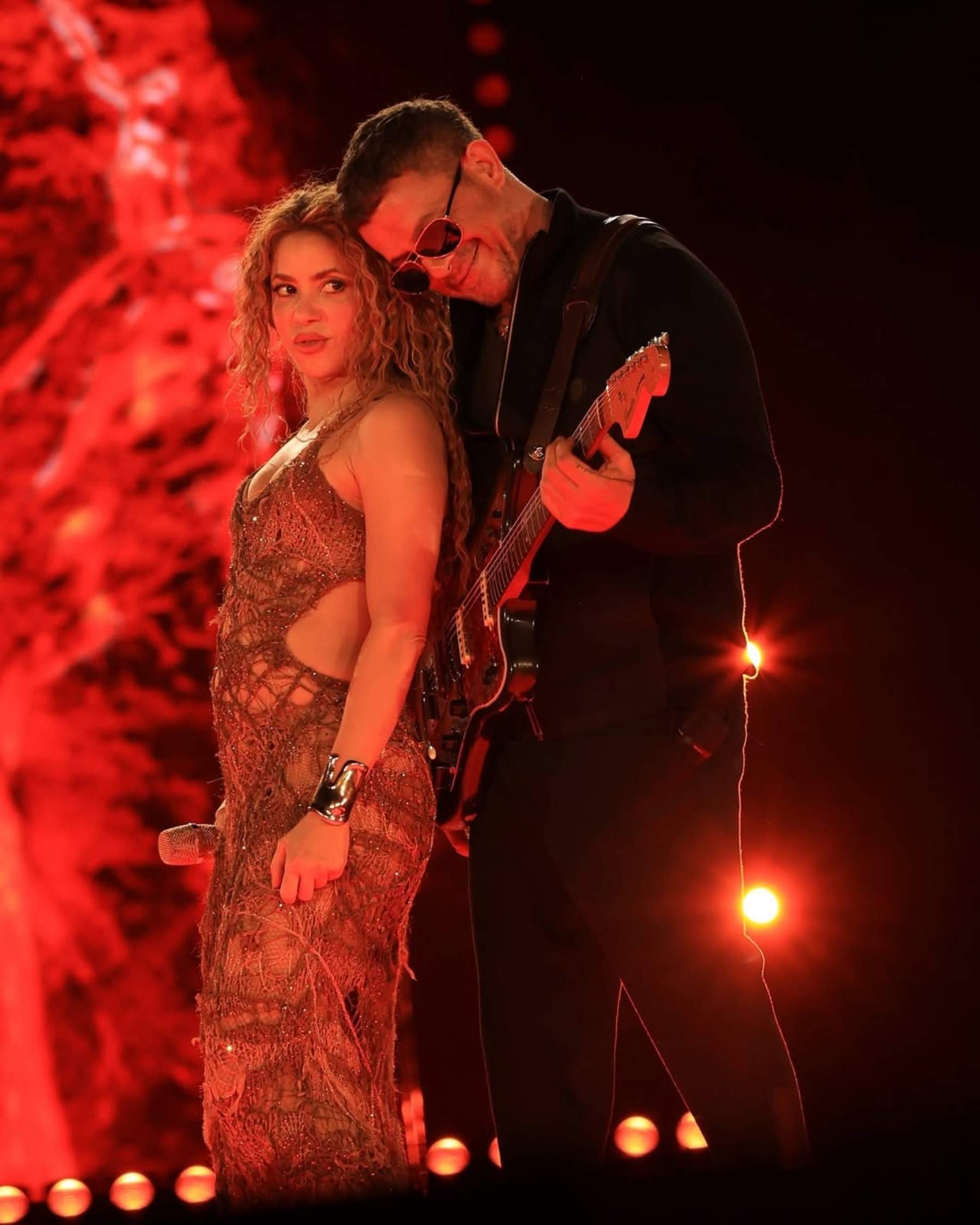 Shakira y Alejandro Sanz alborotan a los seguidores, la dulce declaración del cantante: "Tu aroma..."