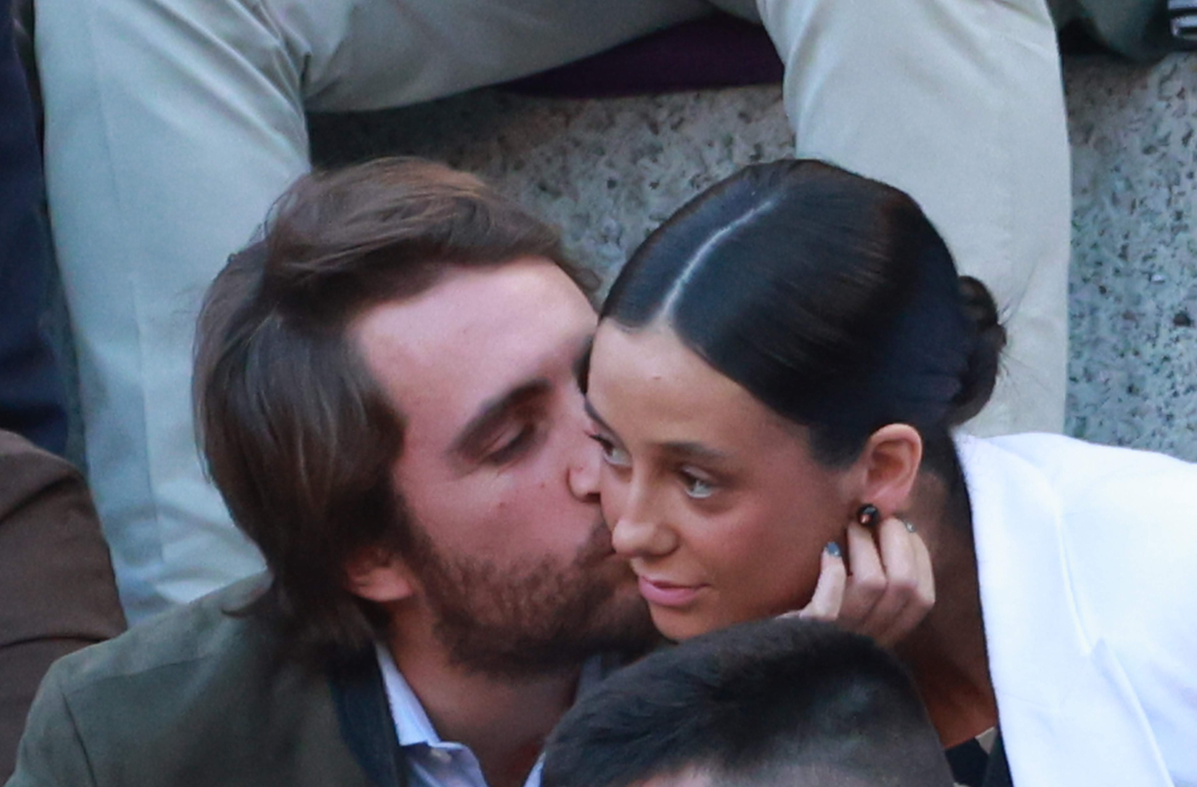 Borja Moreno, novio de Victoria Federica, sorprende: así responde cuando le preguntan por su relación