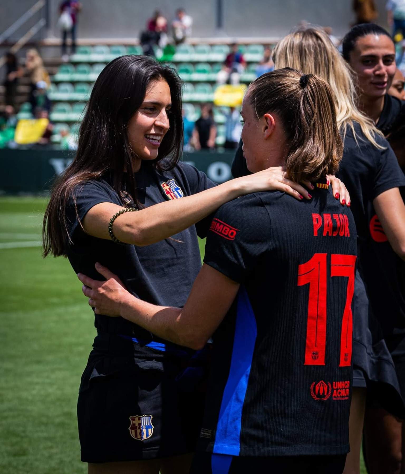 Kika Nazareth alborota a los culés, qué ha hecho en medio del campo durante la celebración: imagen viral