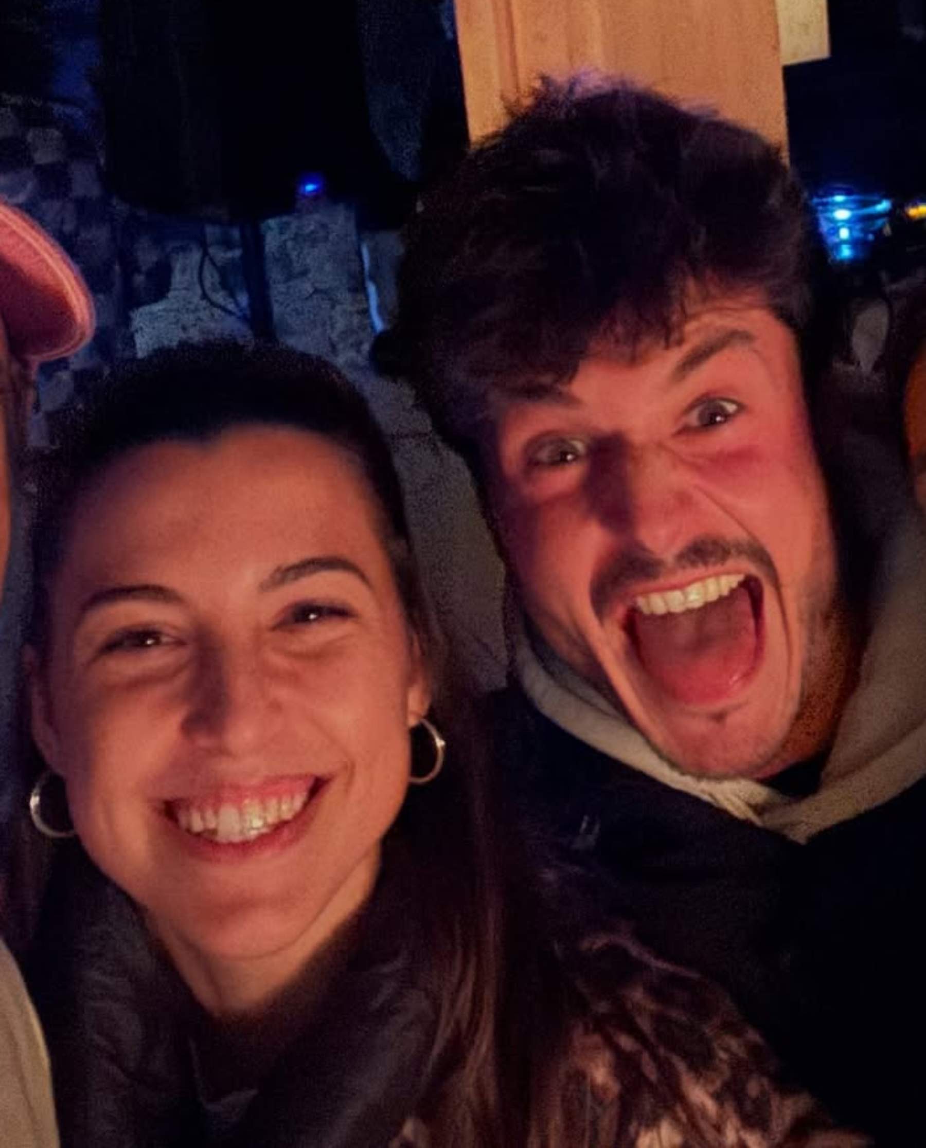 Miki Núñez i Sara Roy enamoren, l'escapada romàntica de la família de 4: destí preciós