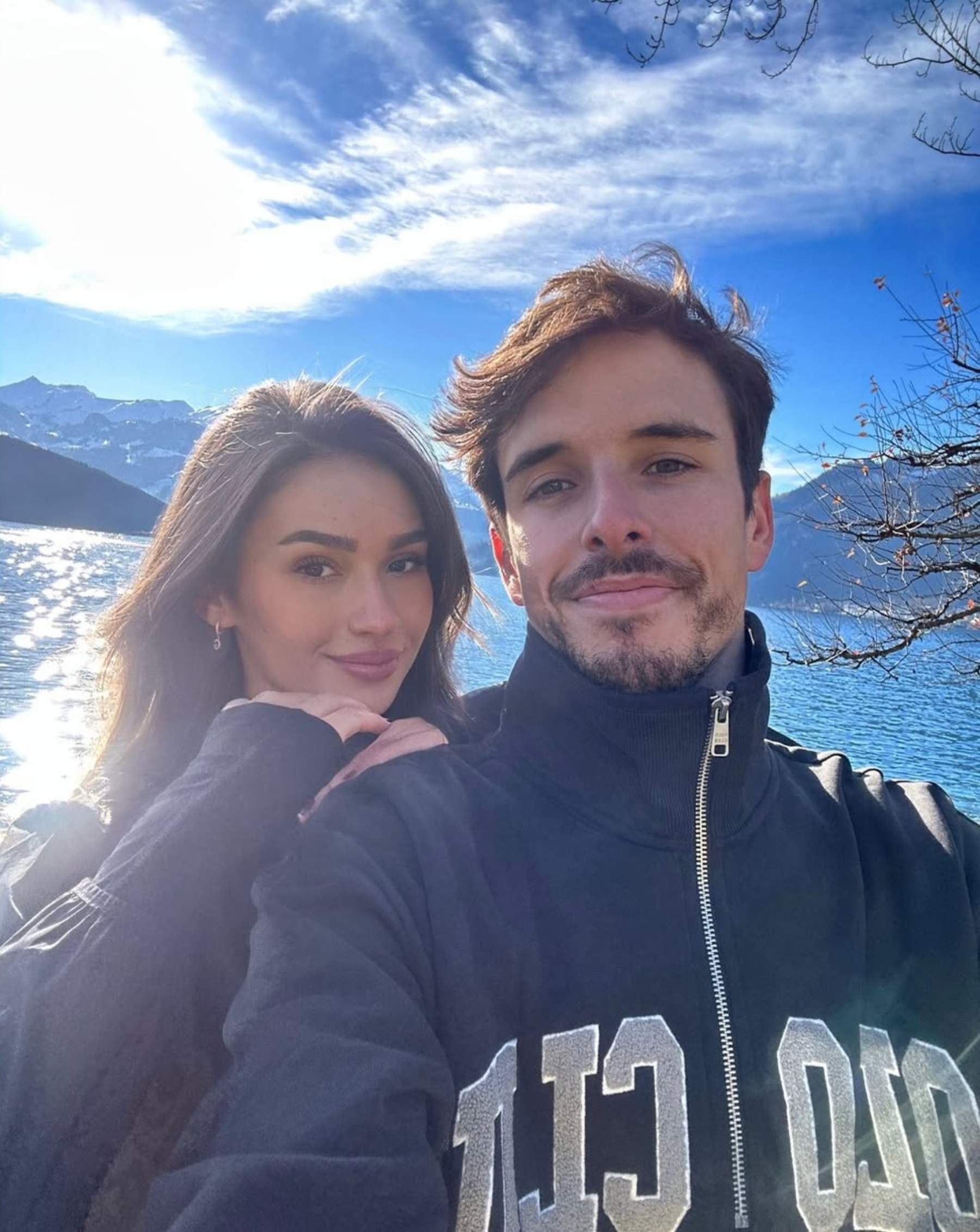 Gabriela, novia de Àlex Márquez, emocionada por el piloto: así ha reaccionado a su triunfo