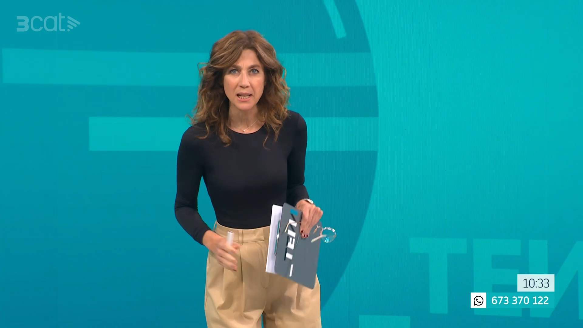 Elegantísima Helena Garcia Melero fuera de TV3: vestido dorado en una gala de premios