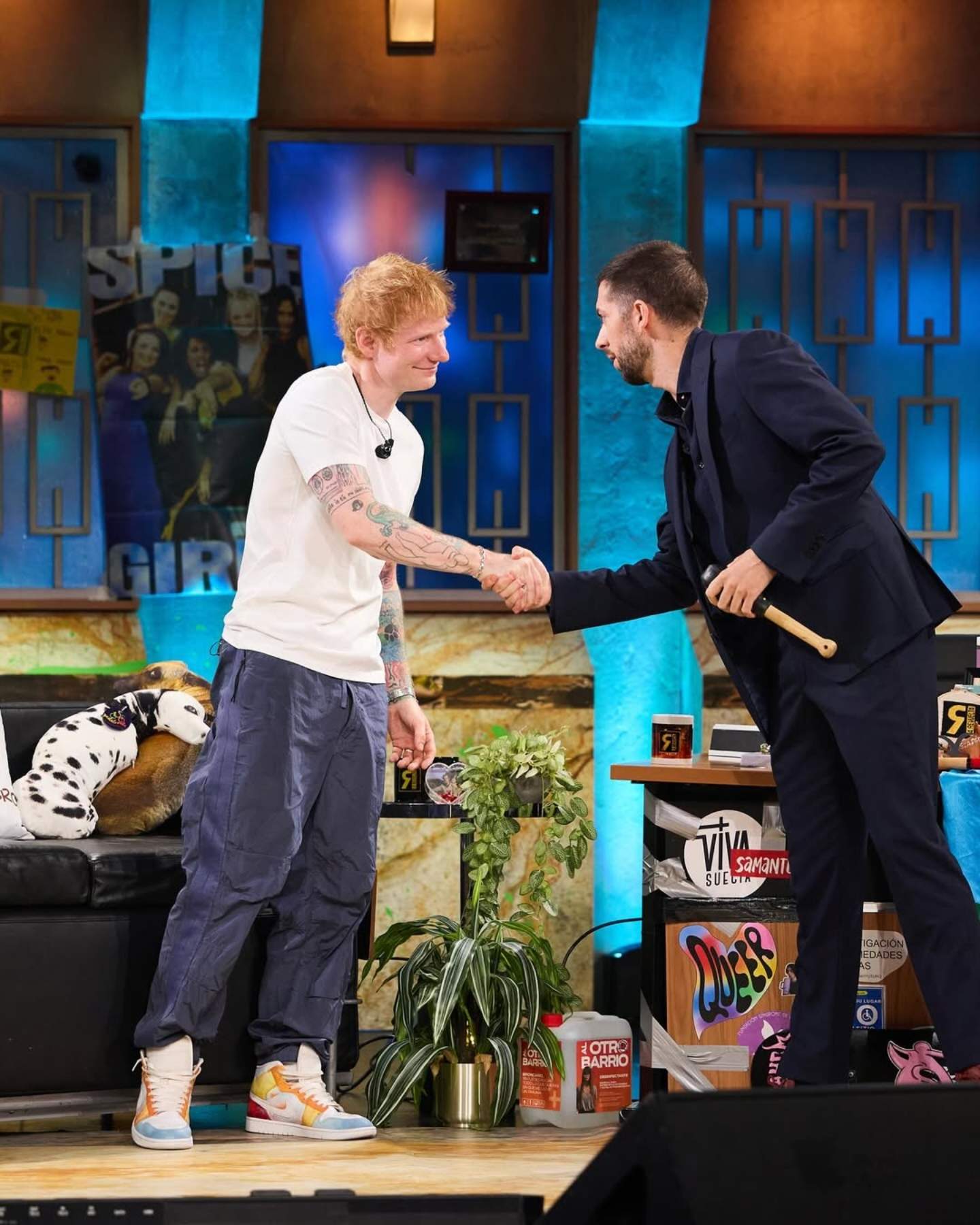 El micrófono abierto de Ed Sheeran en 'La revuelta', qué le dijo a David Broncano en acabar la entrevista