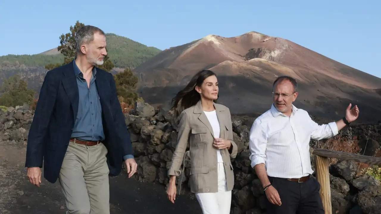 Letizia no va voler tornar de les Canàries a Madrid amb Felip VI
