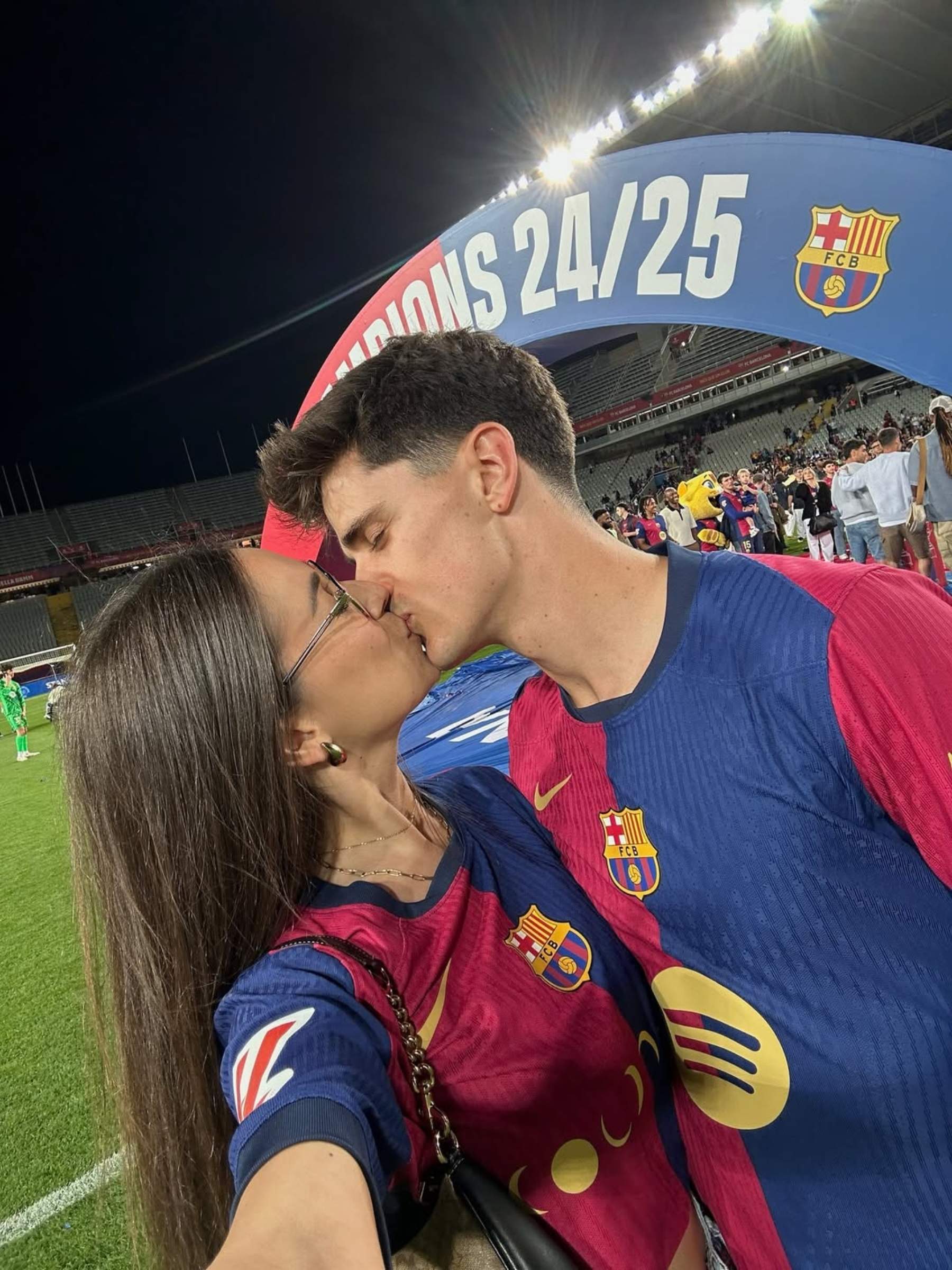 Pau Víctor funde la red con Idalete, la pareja, viaje de amor en un paraíso: "Un poco tristes..."