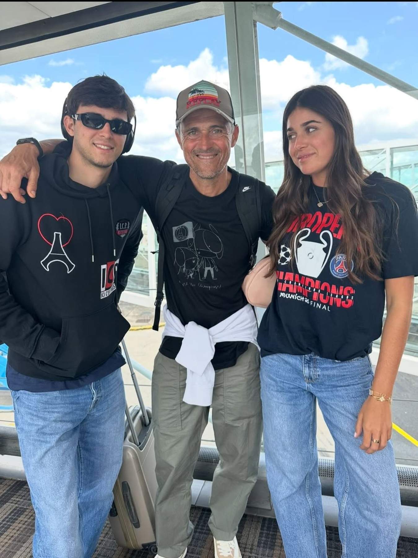 Pacho, el fill més gran de Luis Enrique, obre l'àlbum de fotos familiars: la celebració més especial