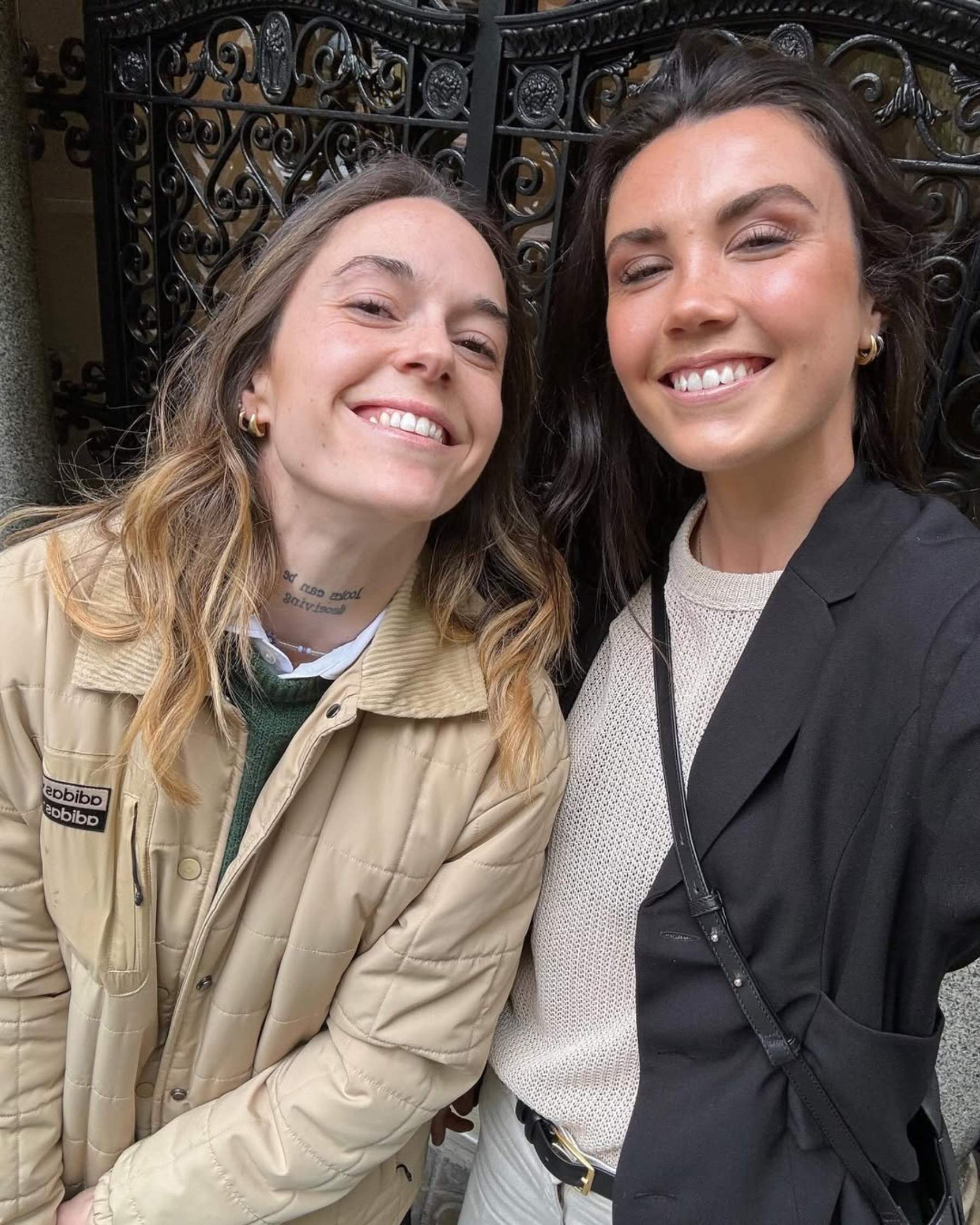 Mapi León e Ingrid Engen enamoran en este rincón de la Costa Brava: escapada romántica, qué han hecho