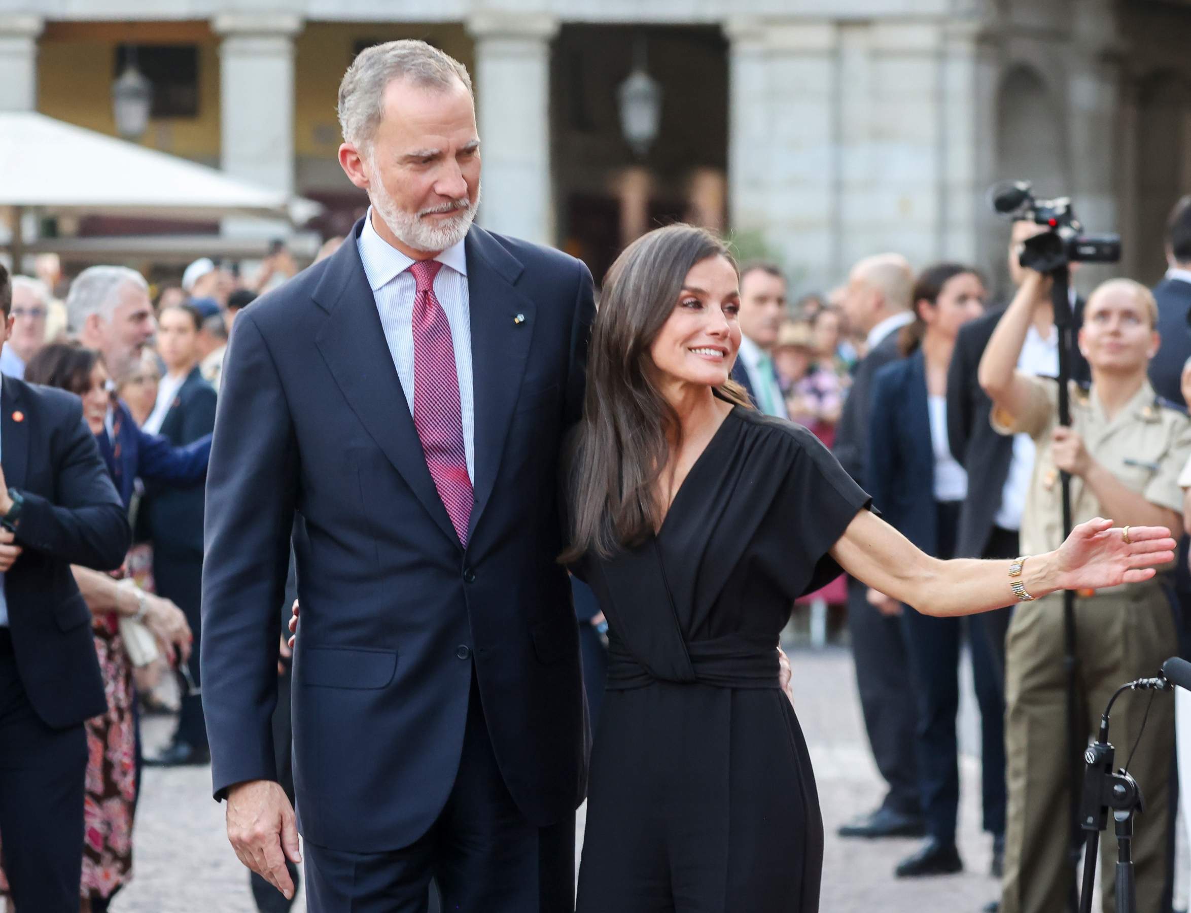 Presentadora de TV3 se confiesa sobre la vez que conoció a Letizia en persona: "Felipe no lo tiene..."
