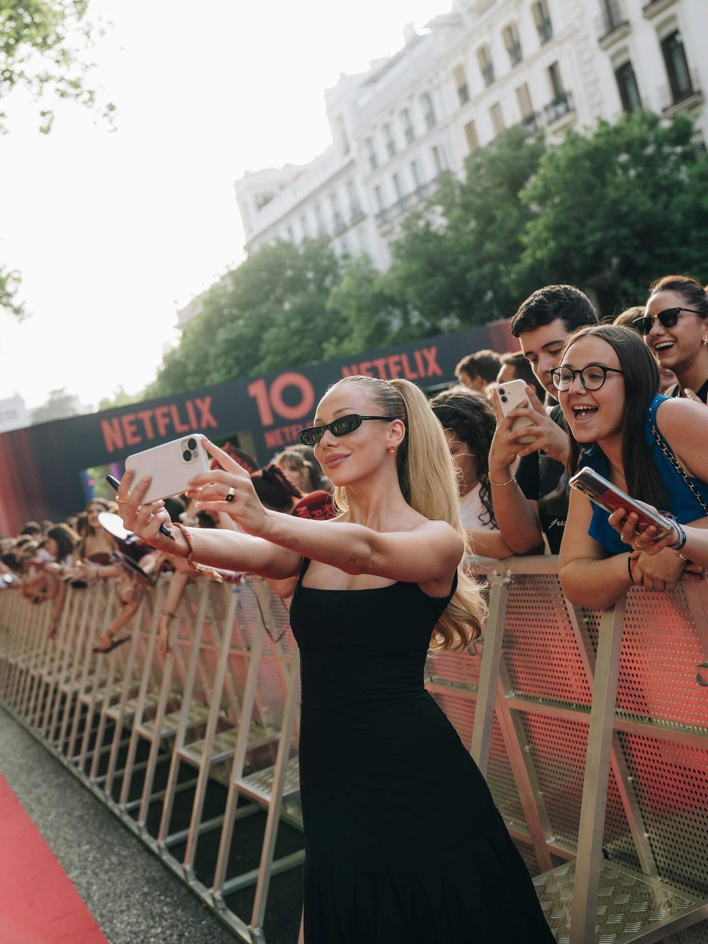 El mètode secret d'Ester Expósito per estar radiant: la seva rutina real per fi al descobert