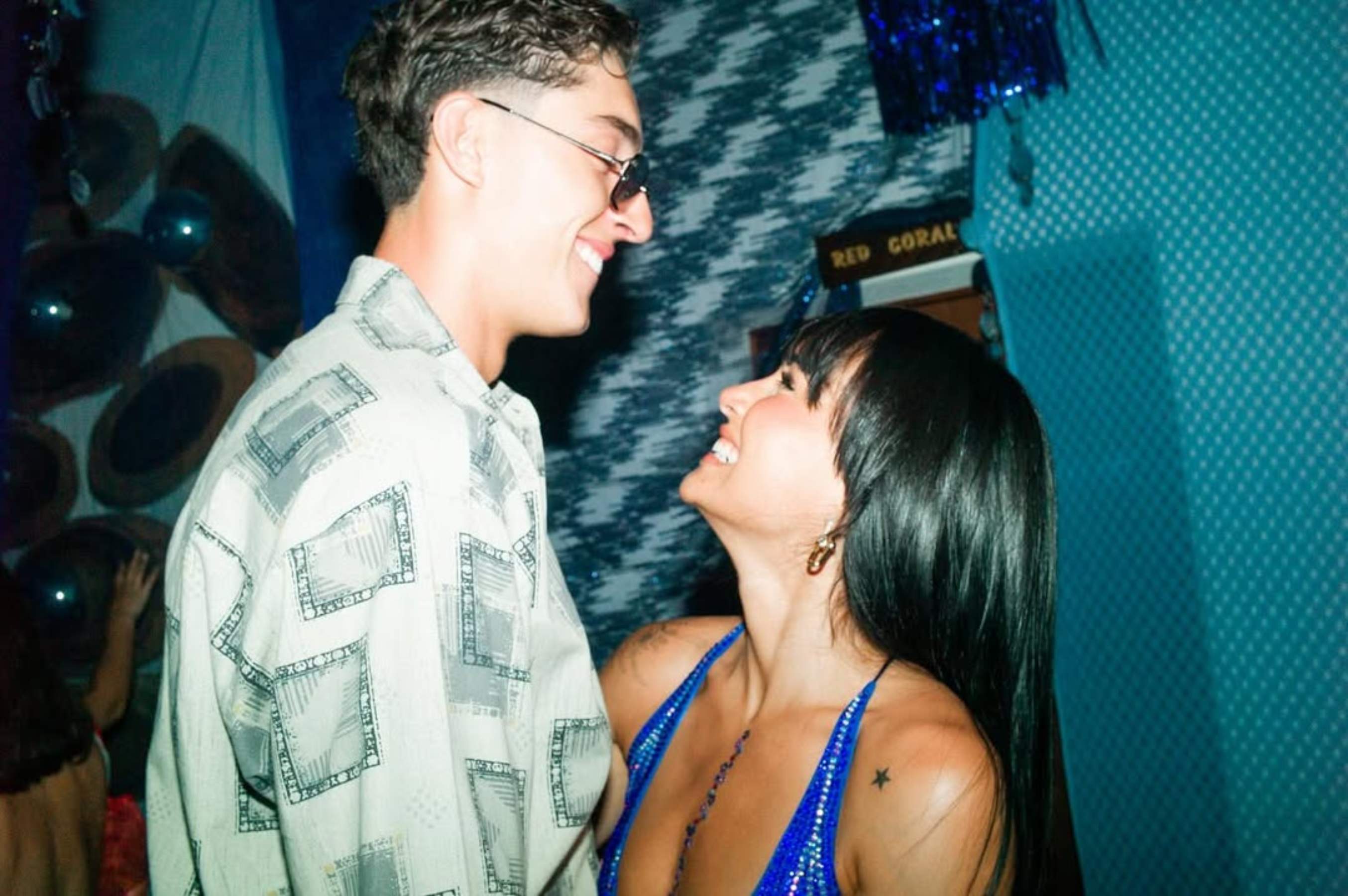 Aitana y Plex firman su amor con su primera foto y hacen subir la temperatura juntos en un yate