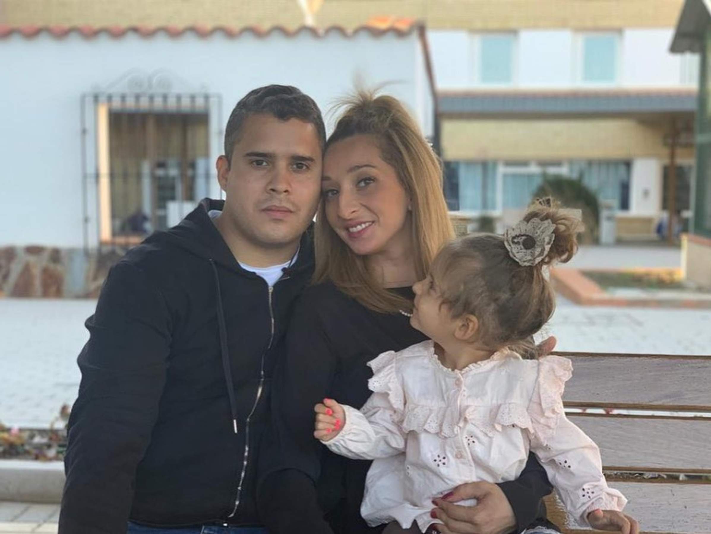 La dedicatoria de amor de José Fernando a su hija Rocío, días antes de la muerte de Michu, su madre