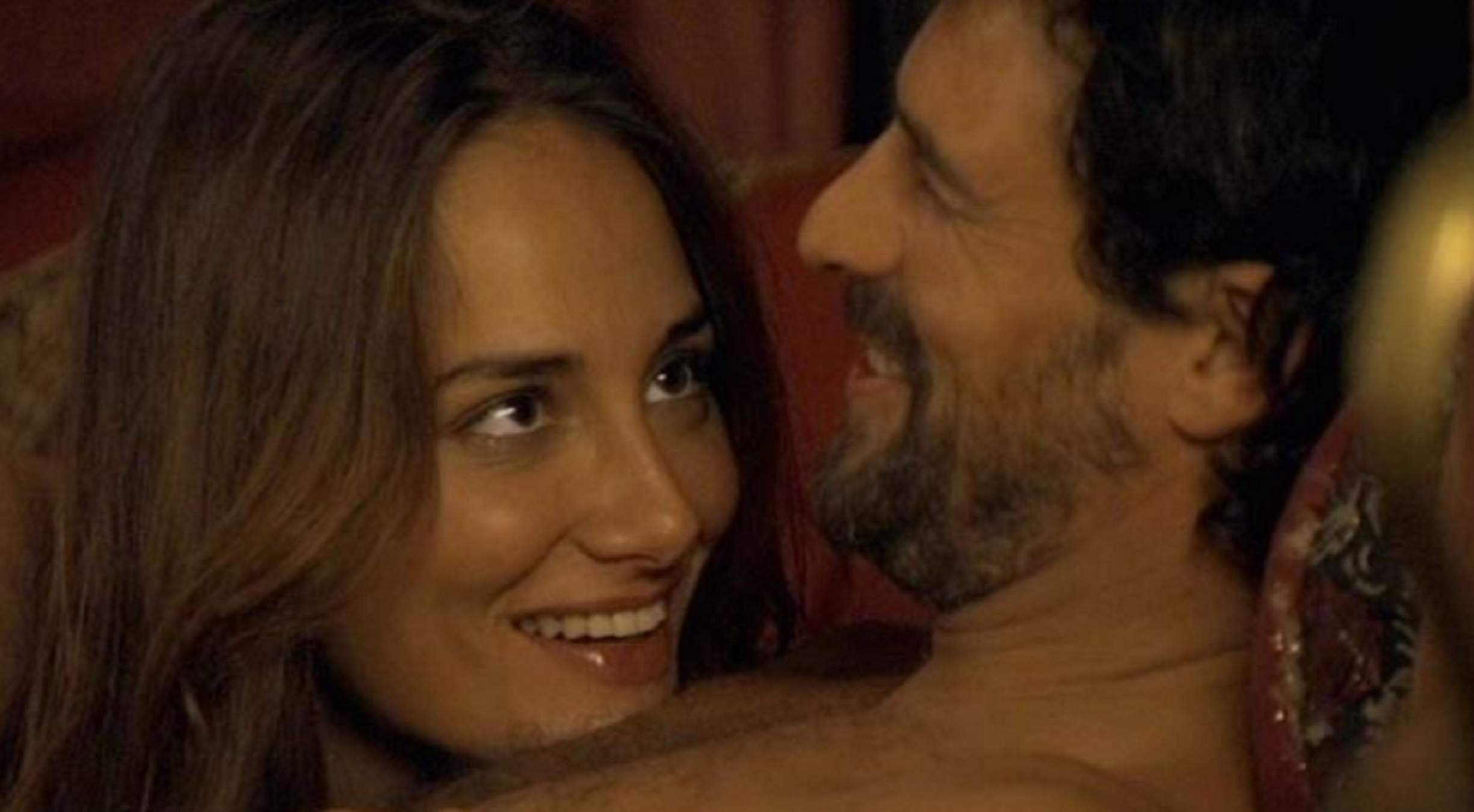 Calvari d'una actriu catalana per la mala praxi d'un cirurgià: destrossa a la cara, "viva de miracle"