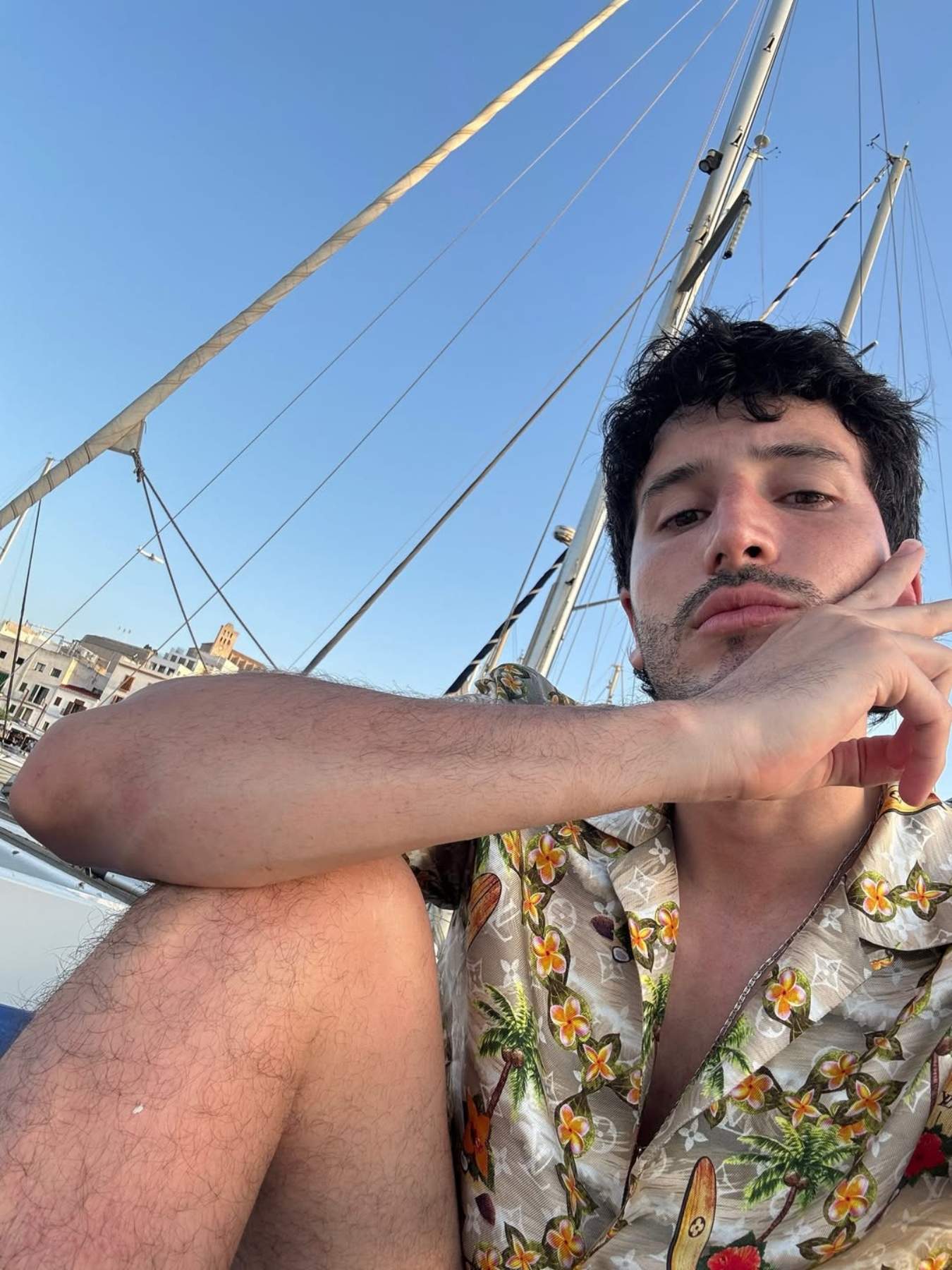 Sebastián Yatra sorprèn en aquest programa de TV3, què ha dit quan li pregunten per Bad Gyal