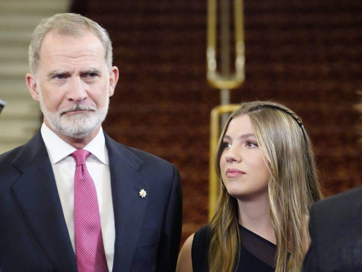 Felip VI acudeix a la mateixa cita, porta 21 anys sense fallar un diumenge, si no és a Madrid es connecta