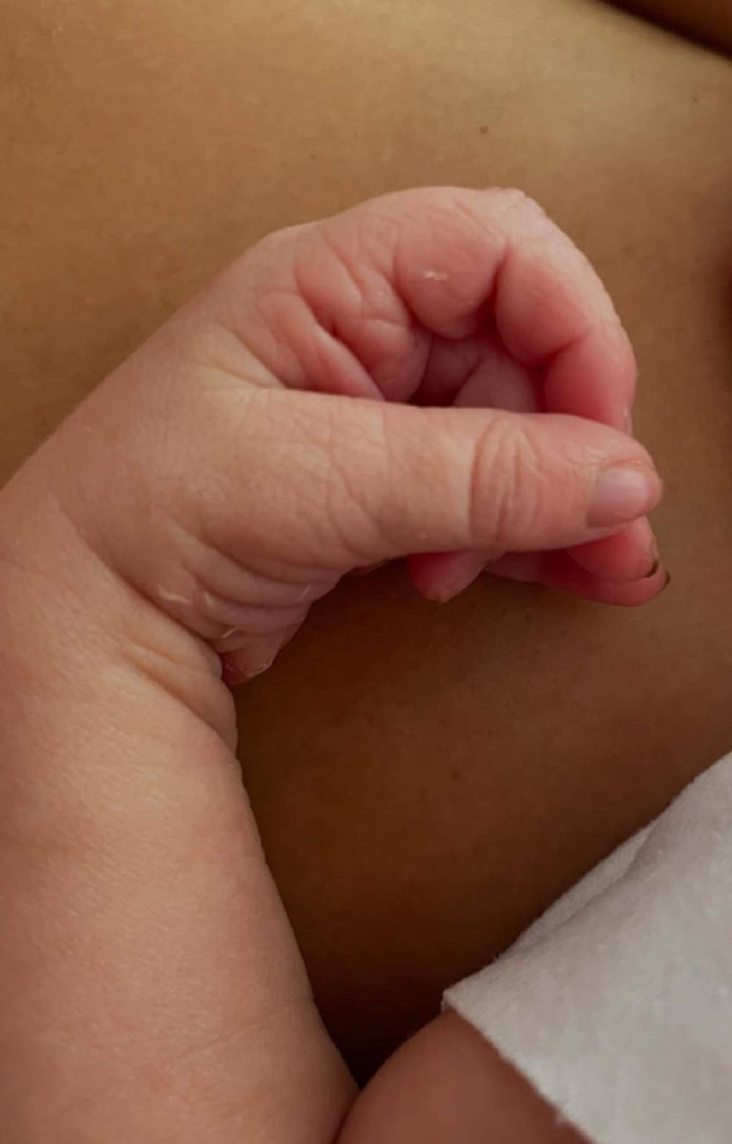 Querido presentador y colega periodista de RAC1, padres de su primer hijo: nombre precioso catalán, 3 letras