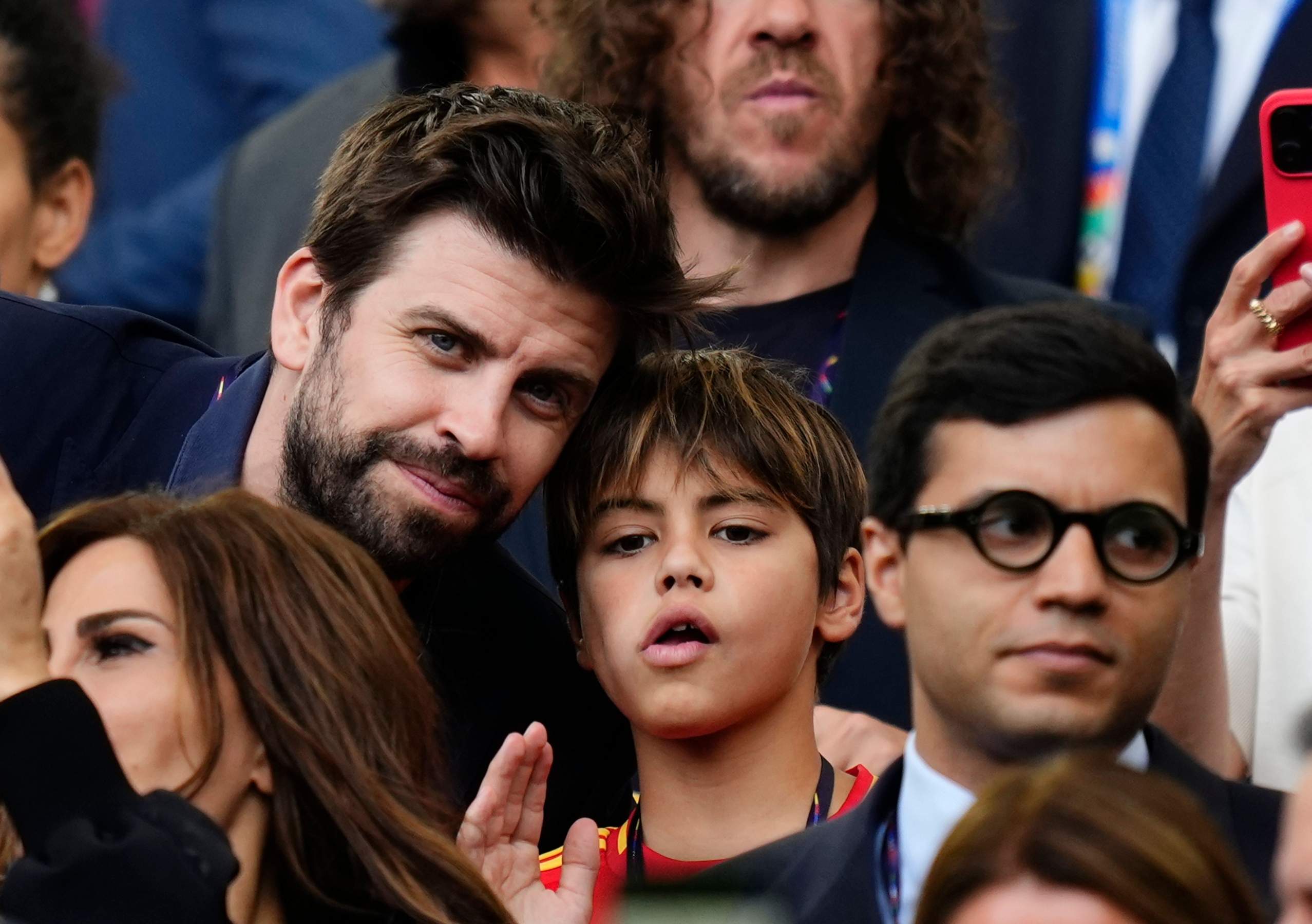 Gerard Piqué visita Lleida acompanyat de Milan i Sasha: el motiu més especial i una invitació irrenunciable