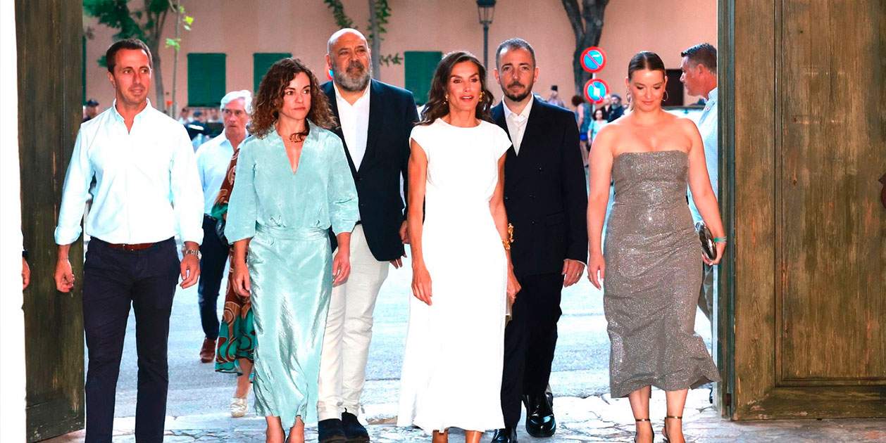 Bochorno en el festival de cine Atlántida Film Fest por el comportamiento de Letizia fuera de cámara