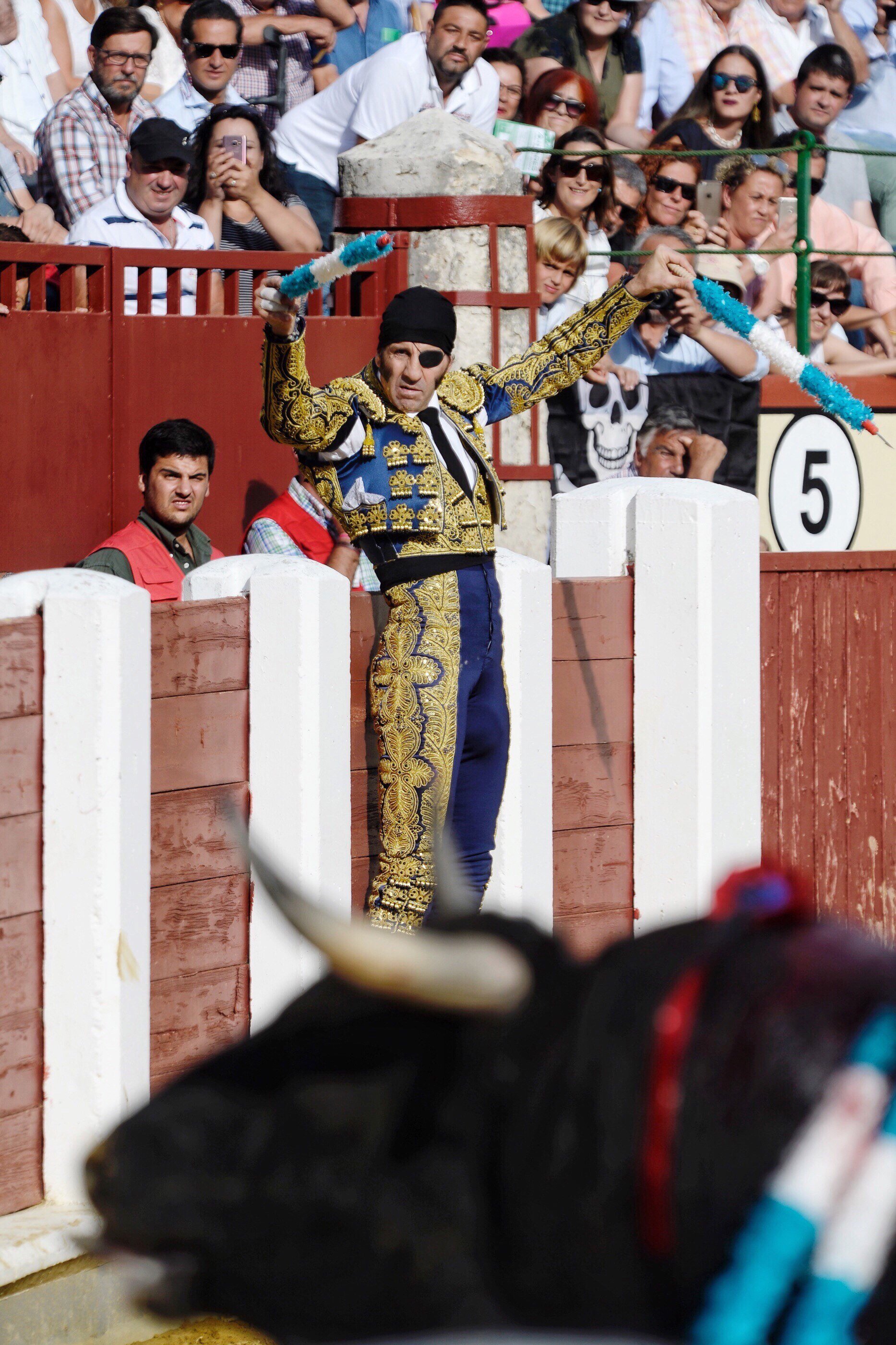 Pro-taurinos comparan la valentía de los mineros del rescate de Julen con los toreros